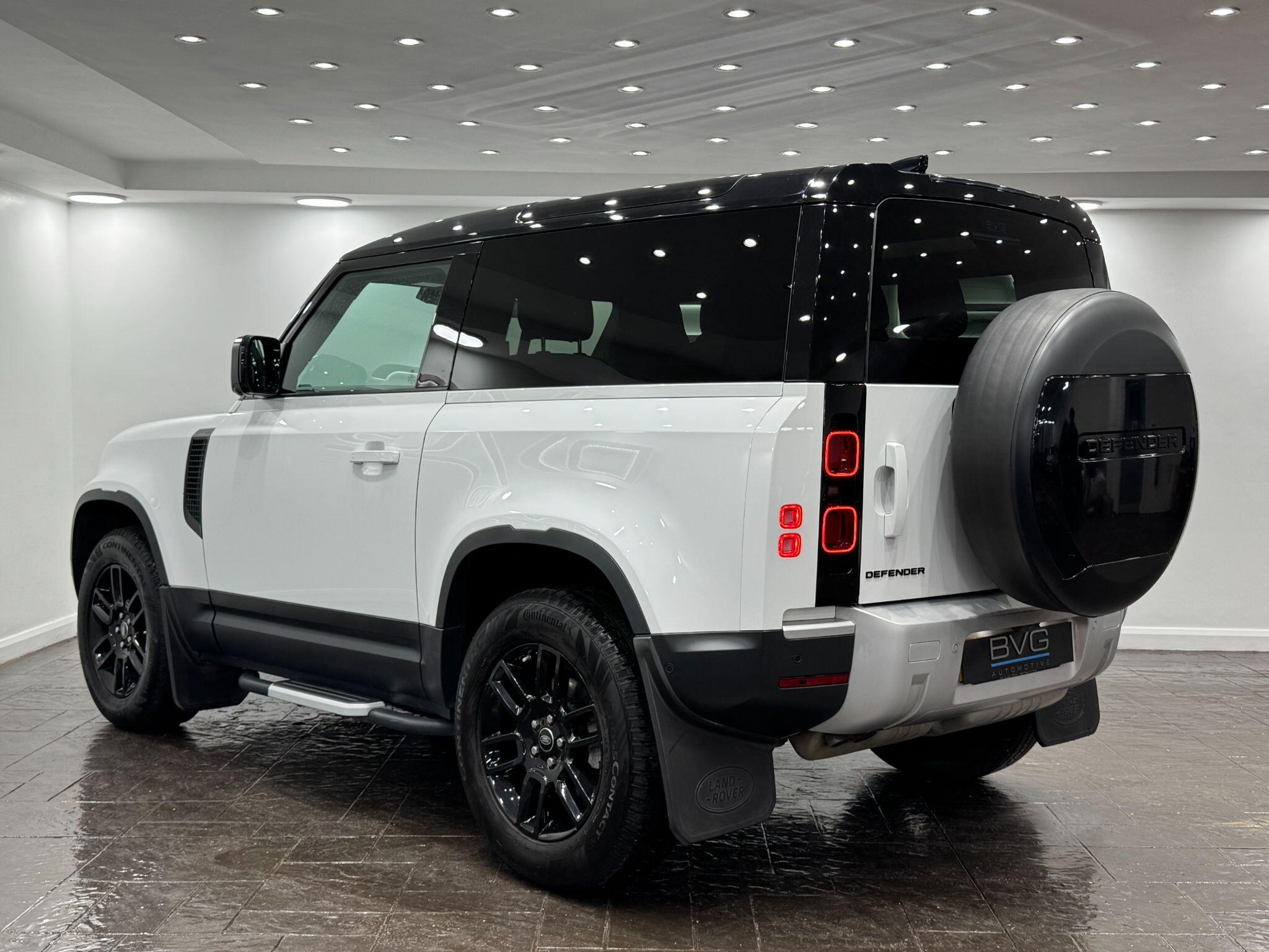 Land Rover Defender view 6