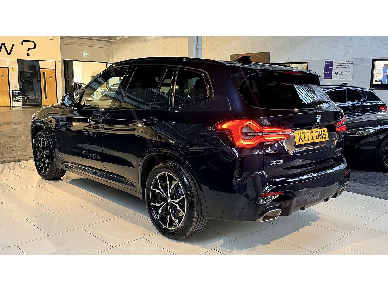 BMW X3 view 9