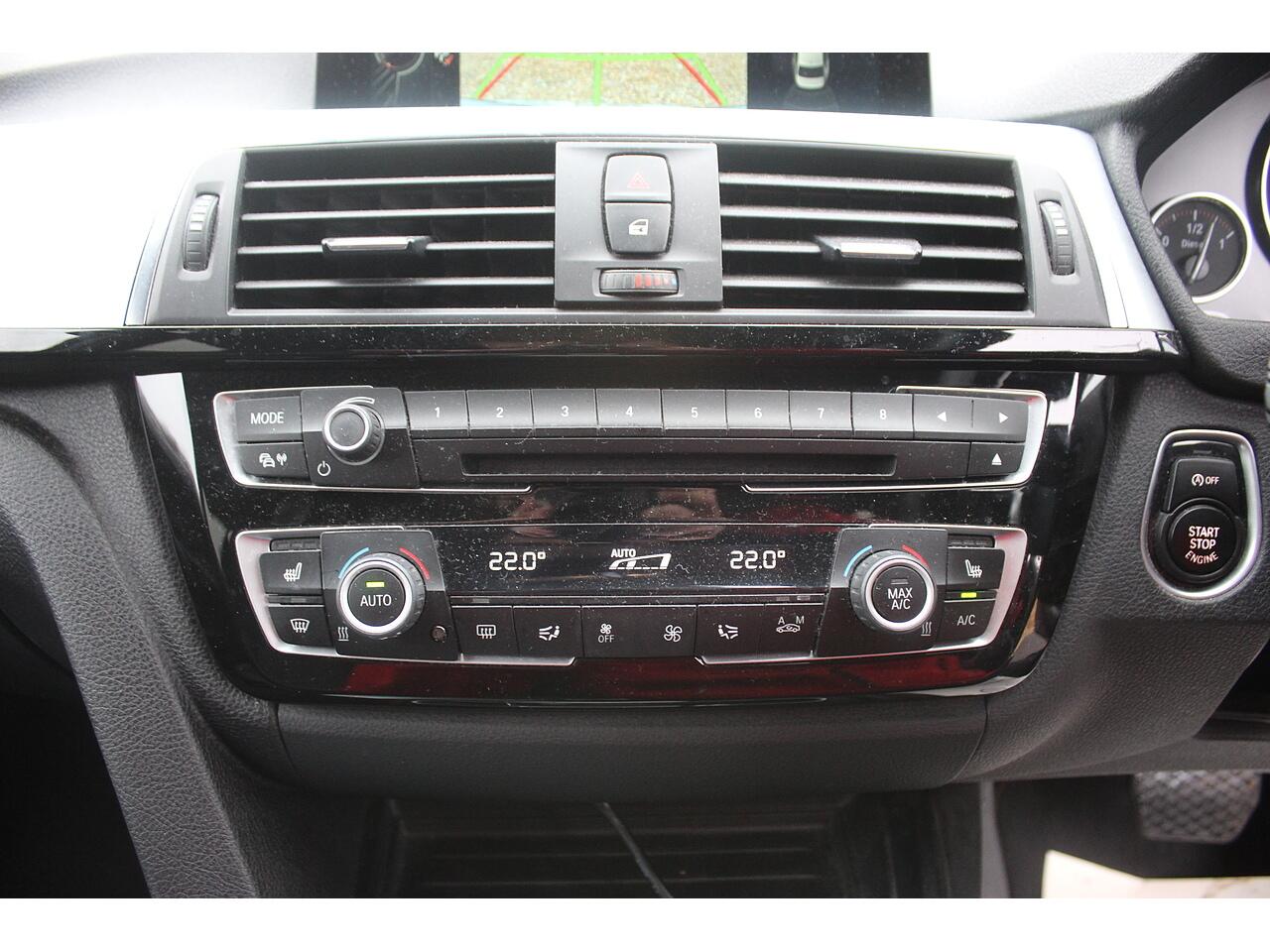 BMW 3 Series view 21