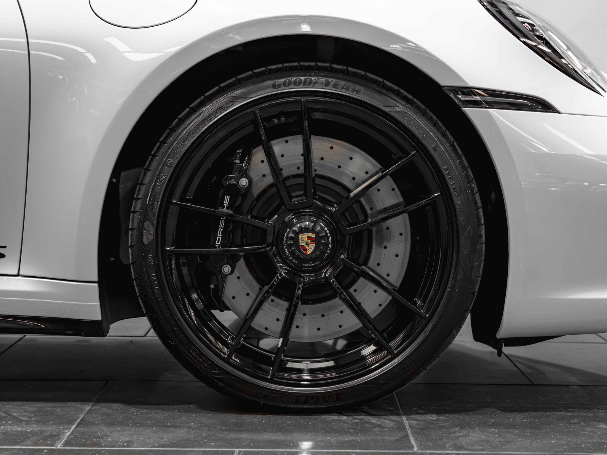 Porsche Targa view 8