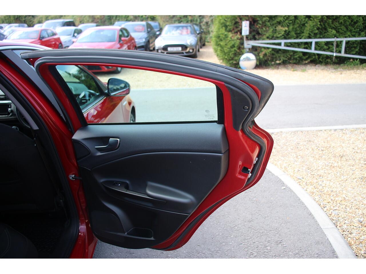 Alfa Romeo Giulietta view 38