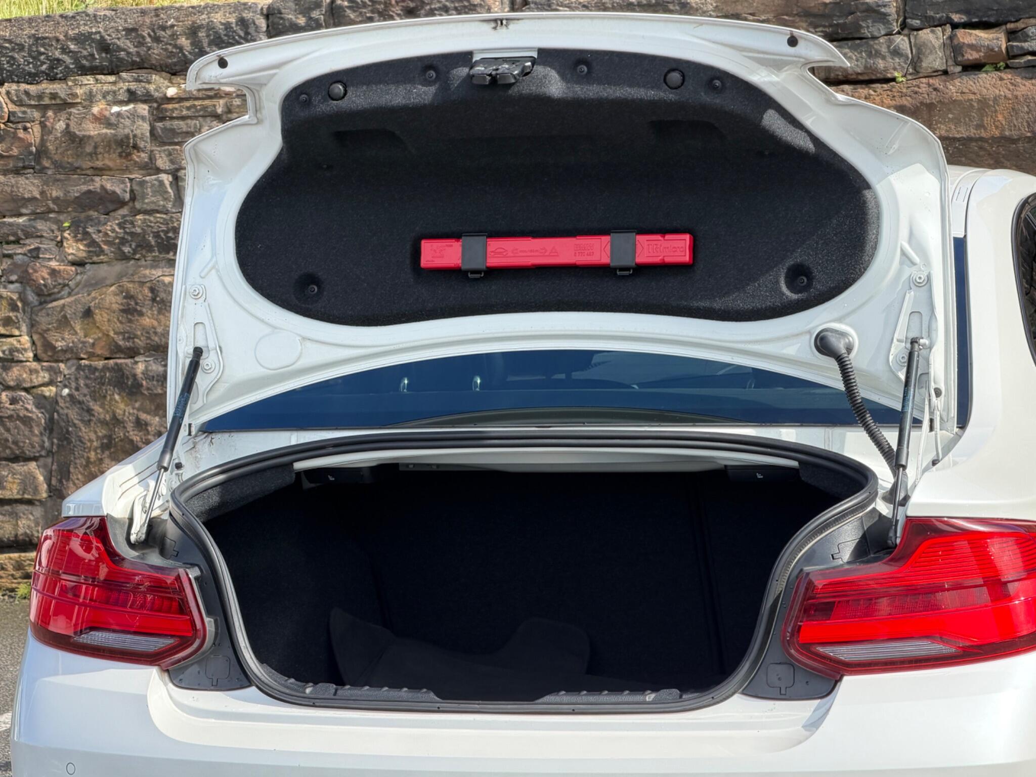 BMW 2 Series view 20