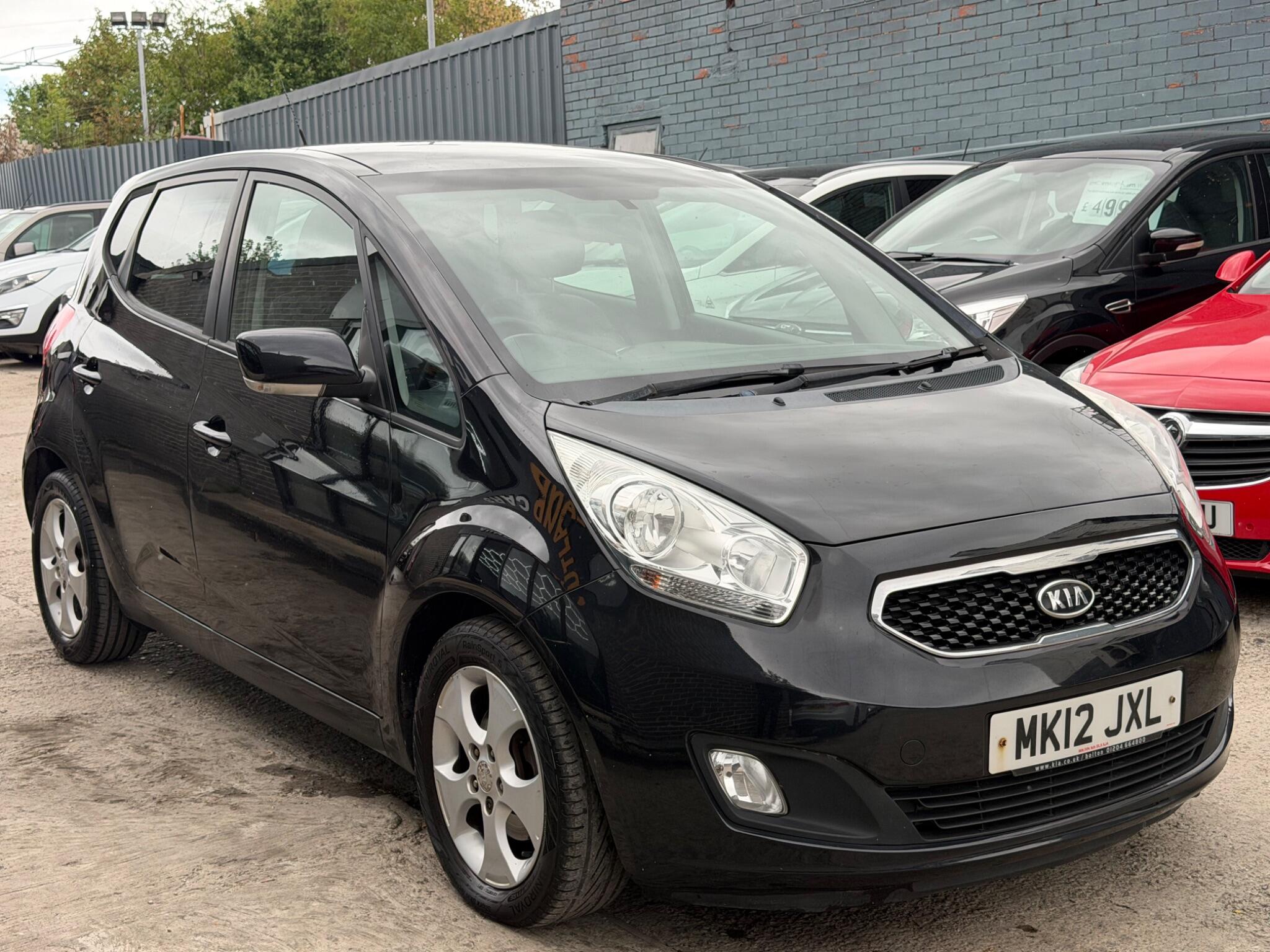 Kia Venga view 3