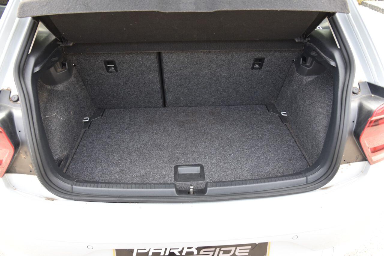 Volkswagen Polo view 47