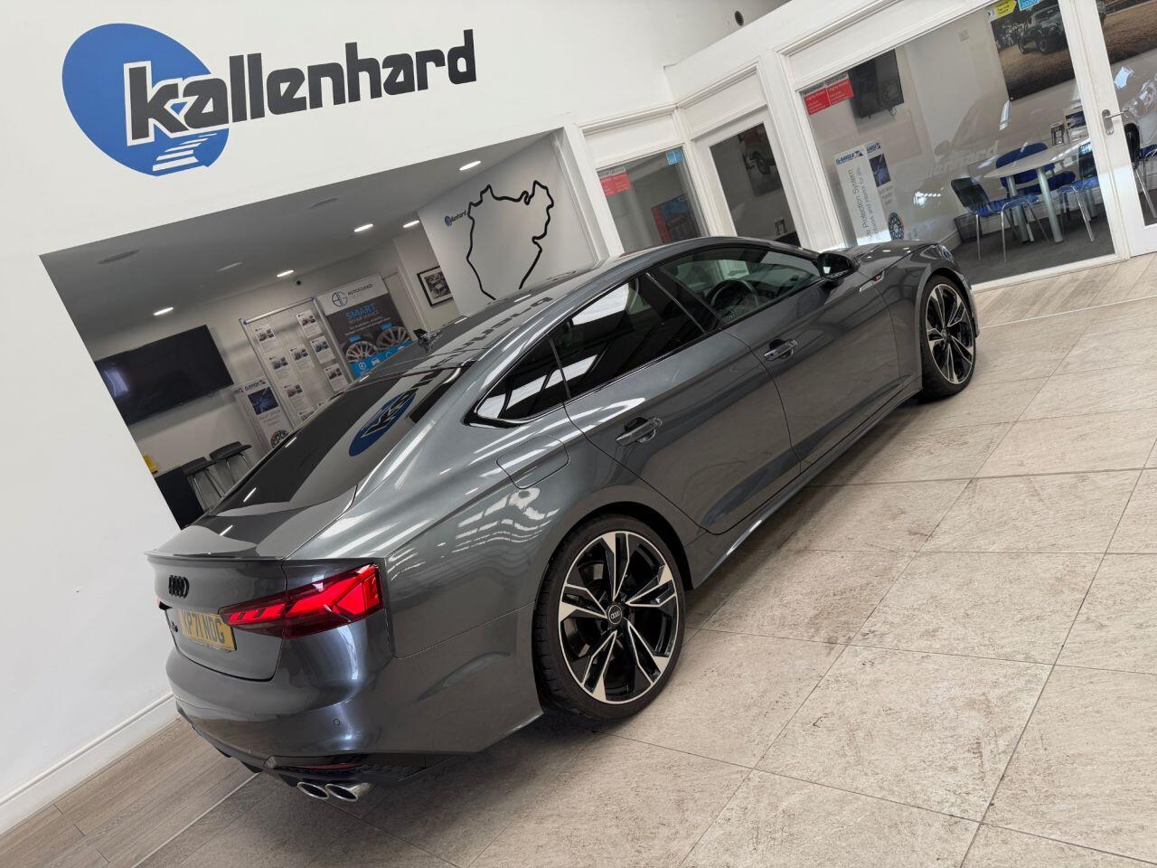 Audi S5 view 19