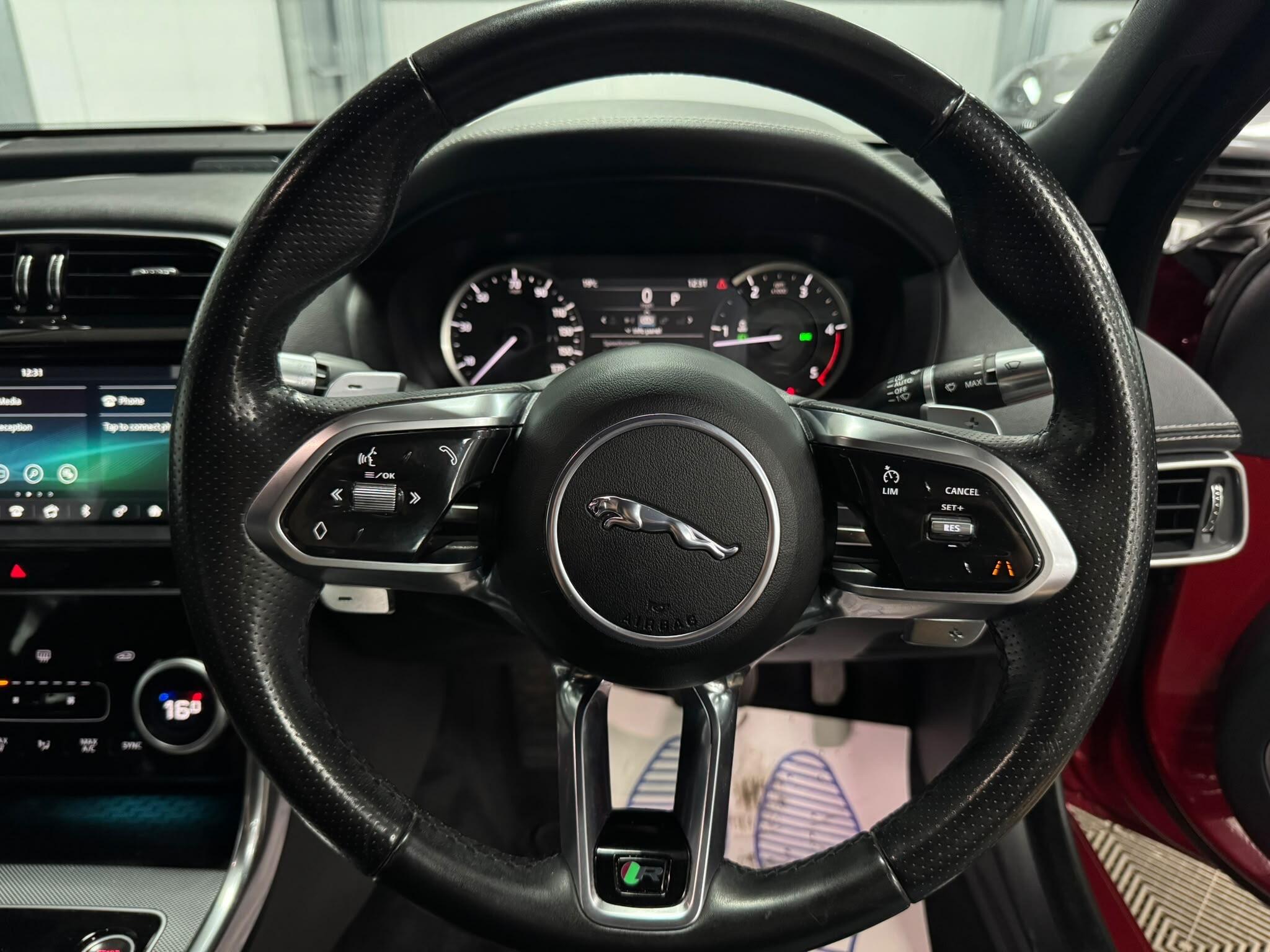 Jaguar Xe view 13
