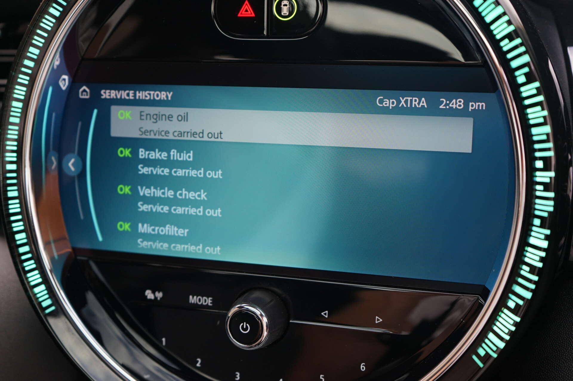 Mini Hatch view 24