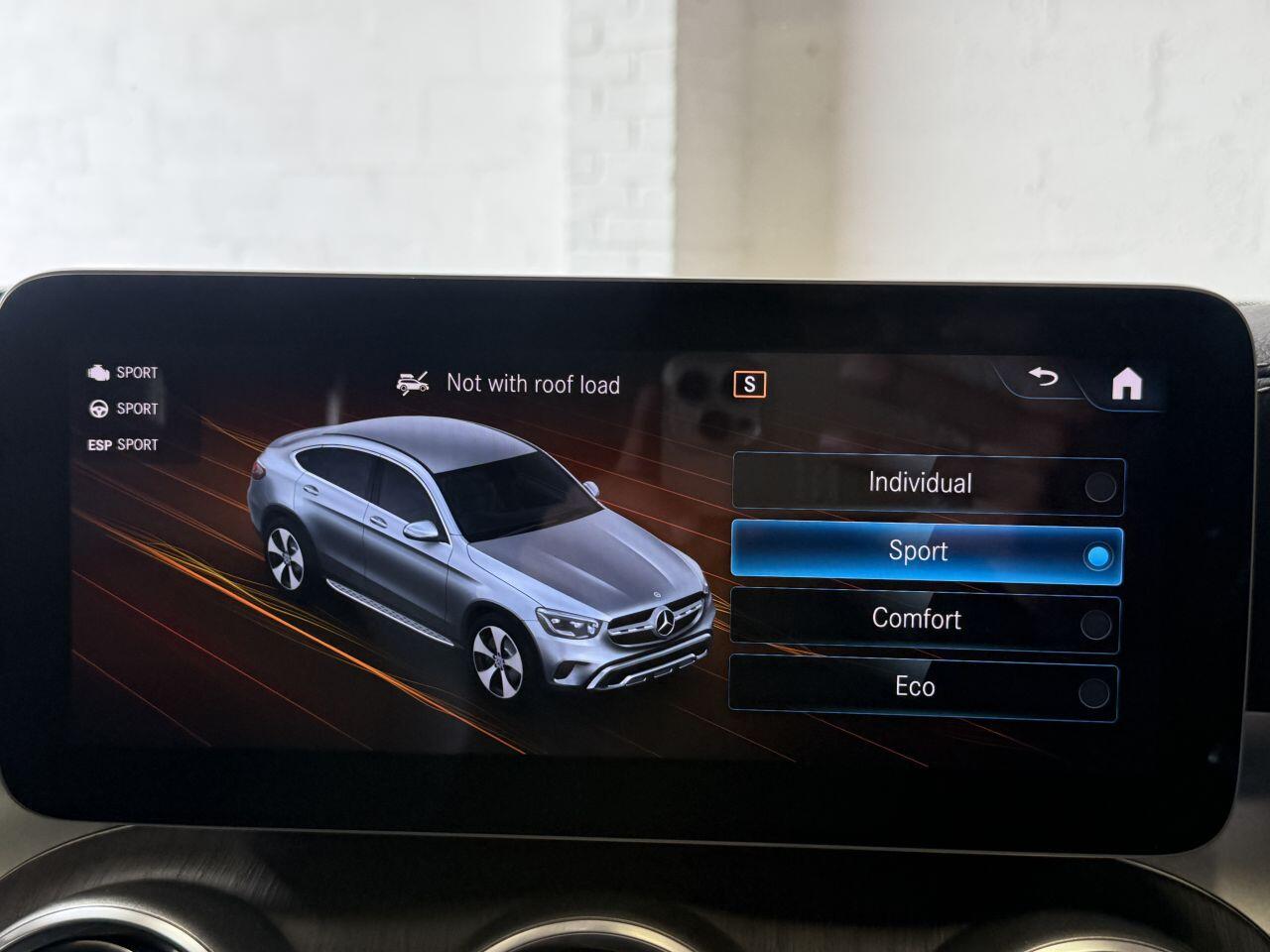 Mercedes-Benz GLC view 53