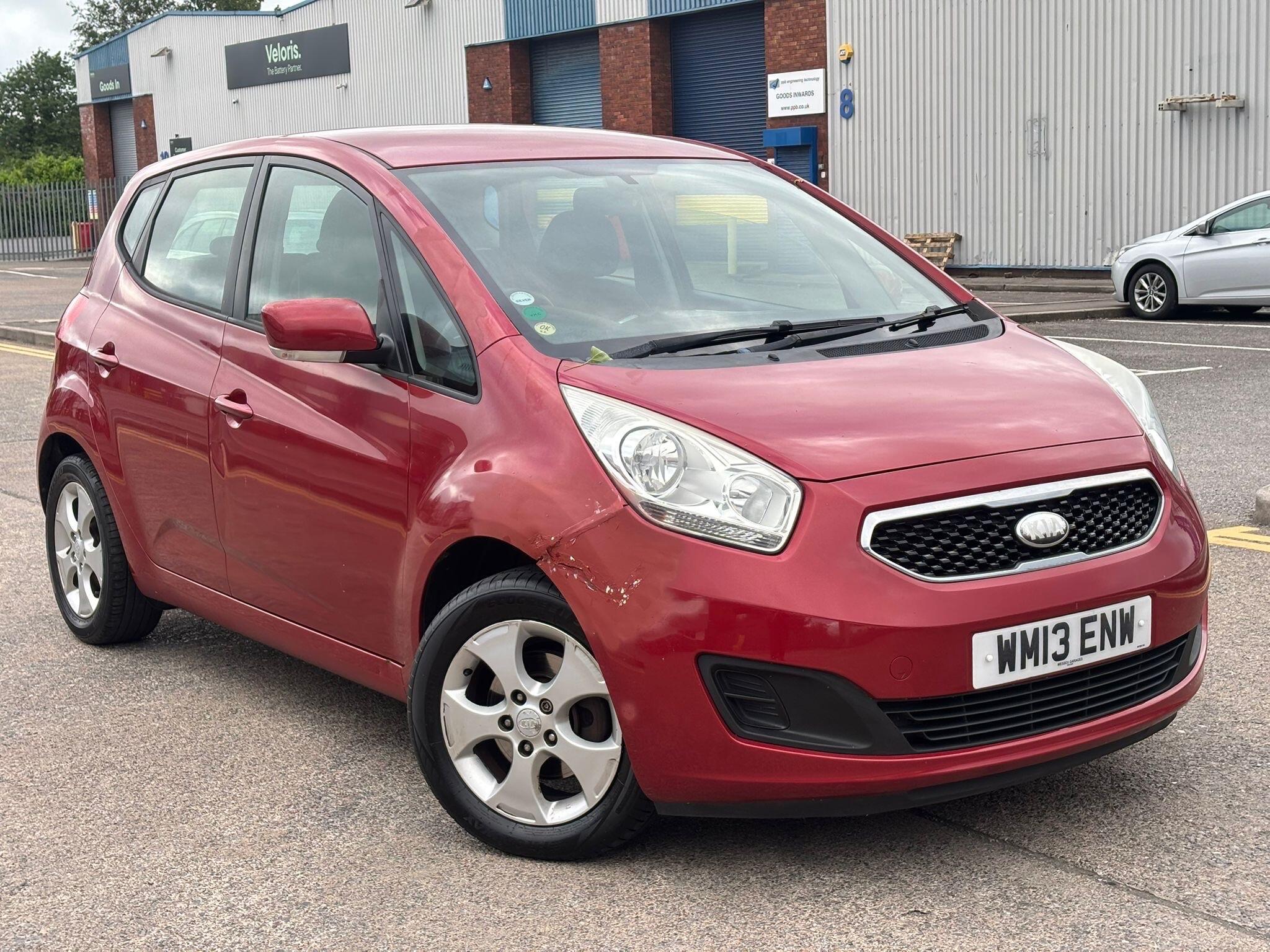 2013 Kia Venga in Red for sale