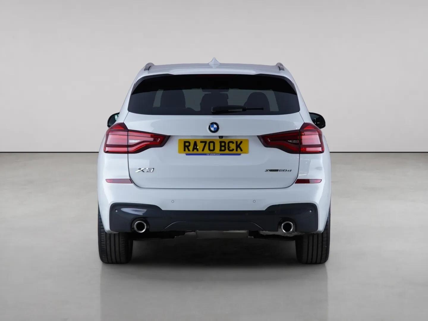 BMW X3 view 7