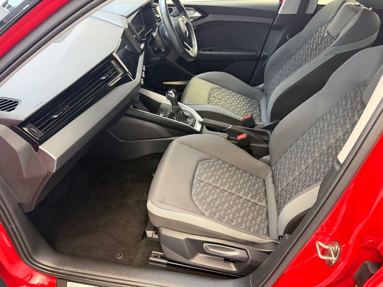 Audi A1 view 34