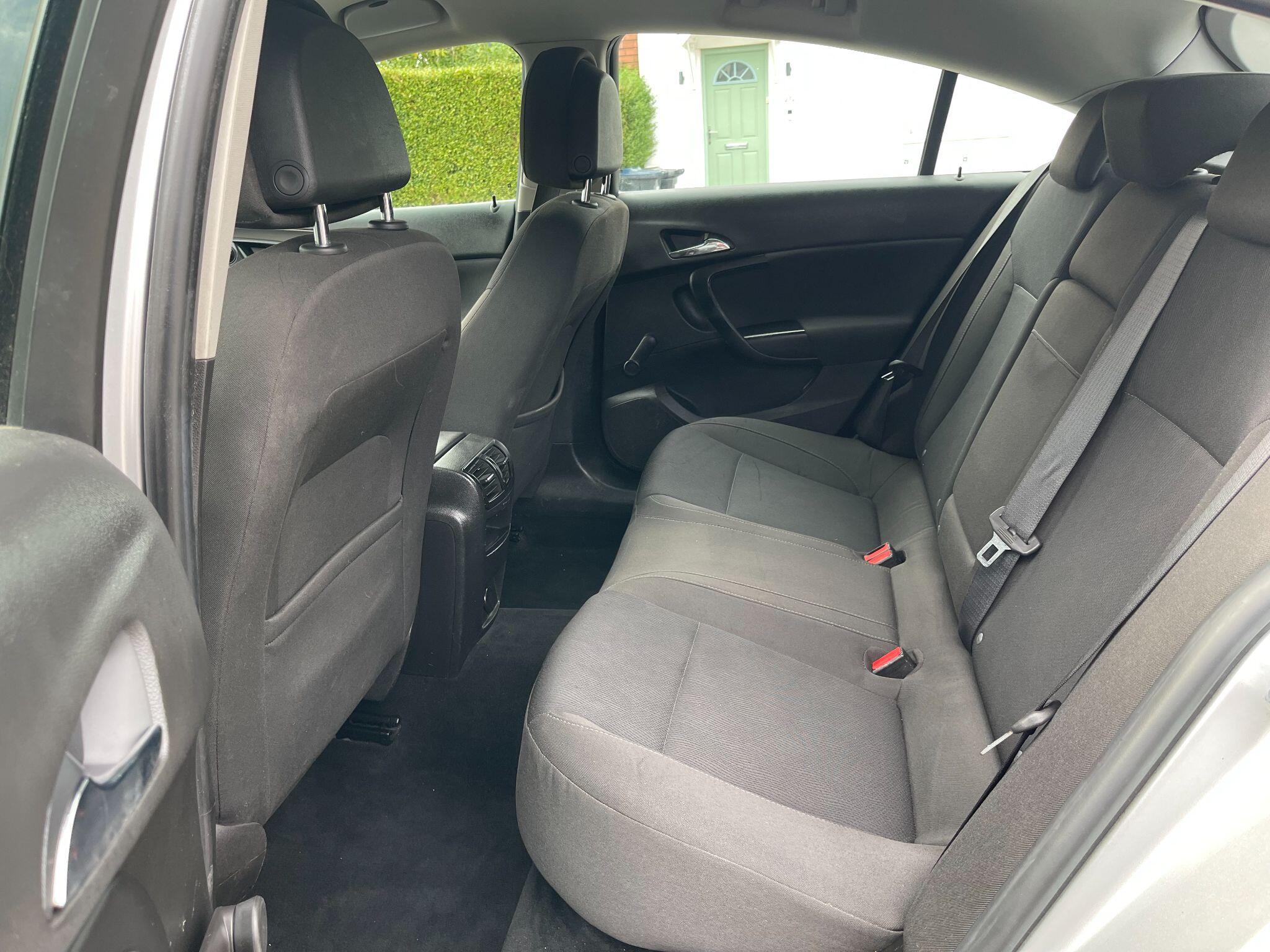 Vauxhall Insignia view 31