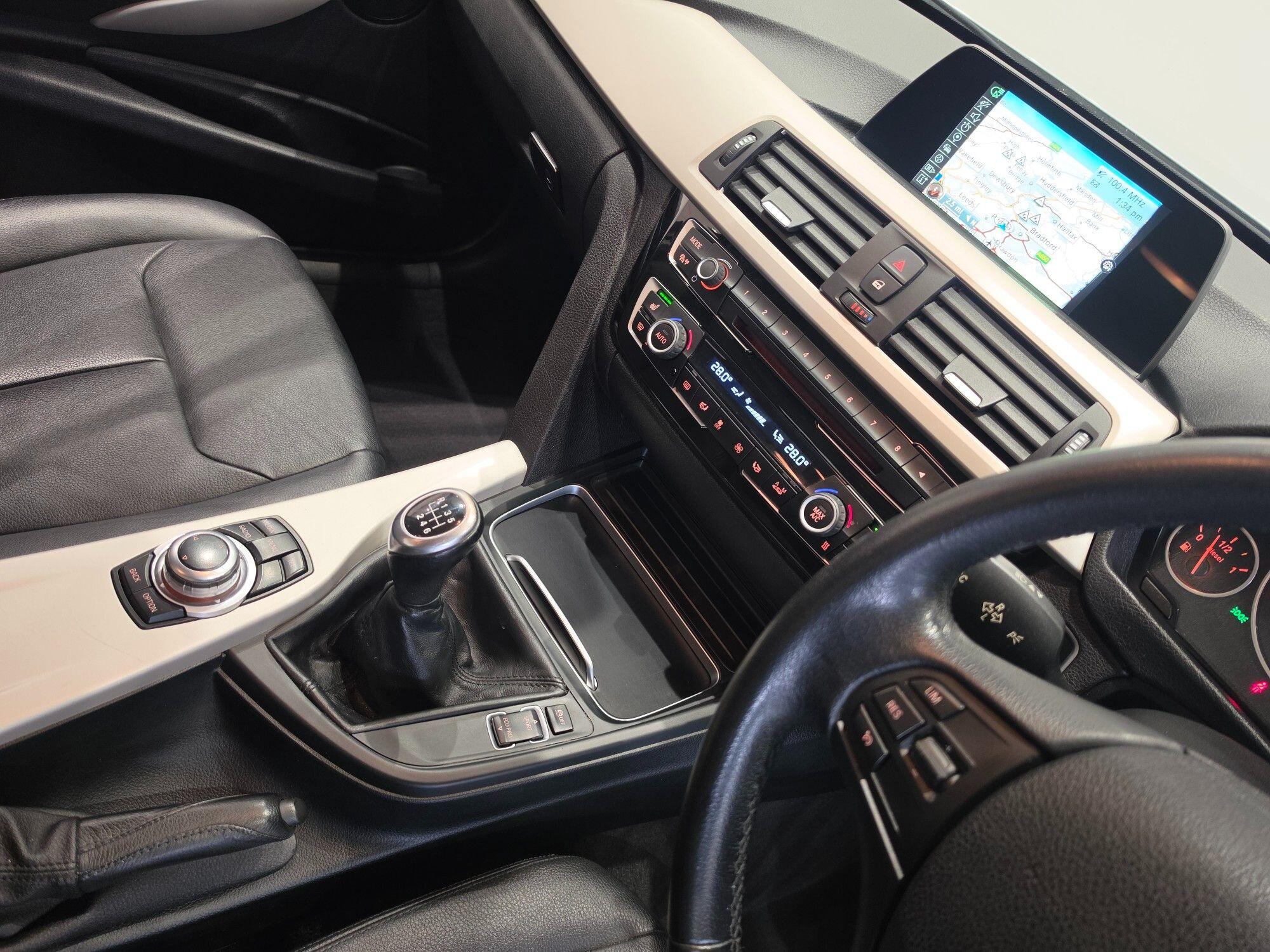BMW 3 Series view 64