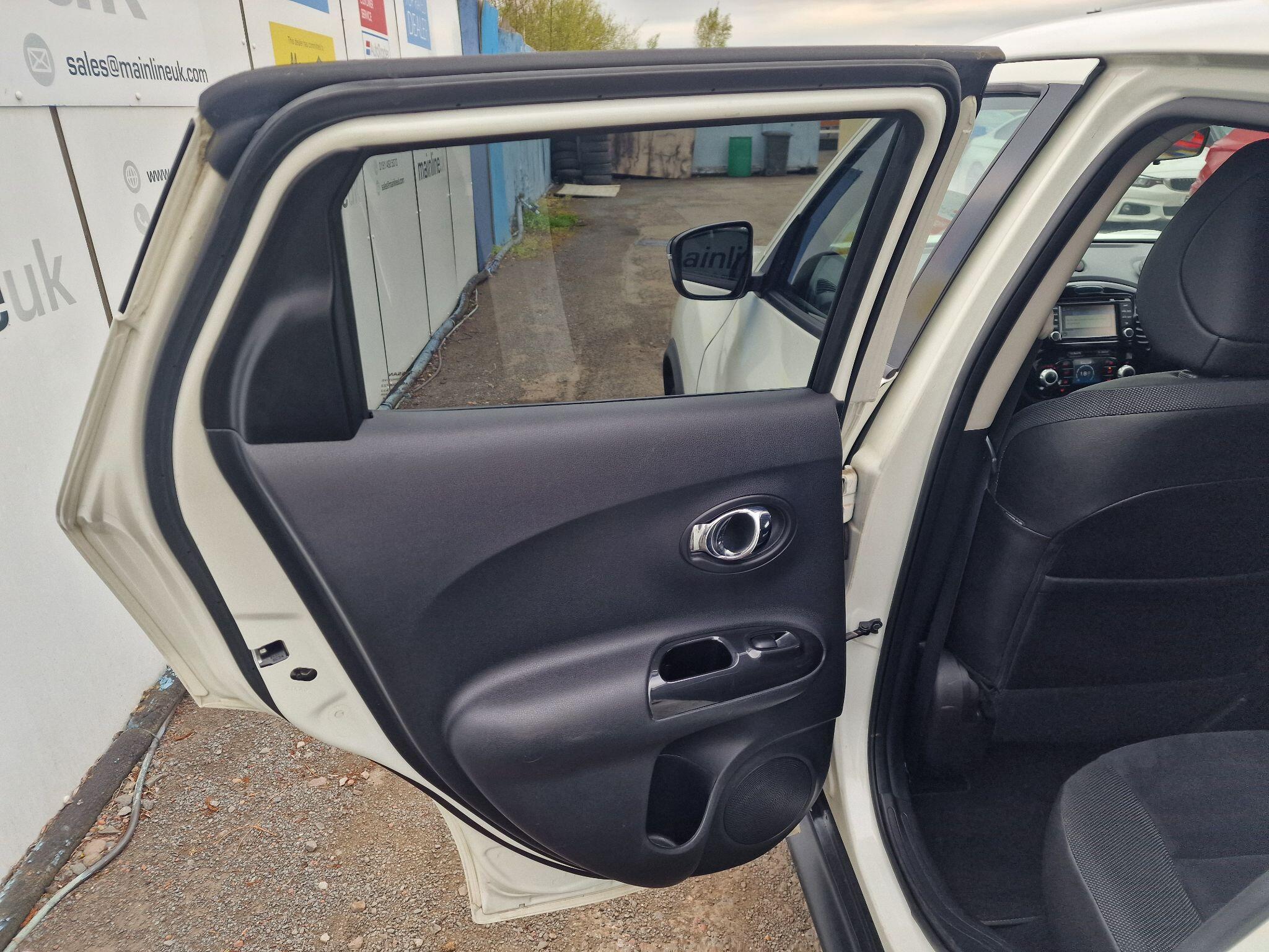 Nissan Juke view 27