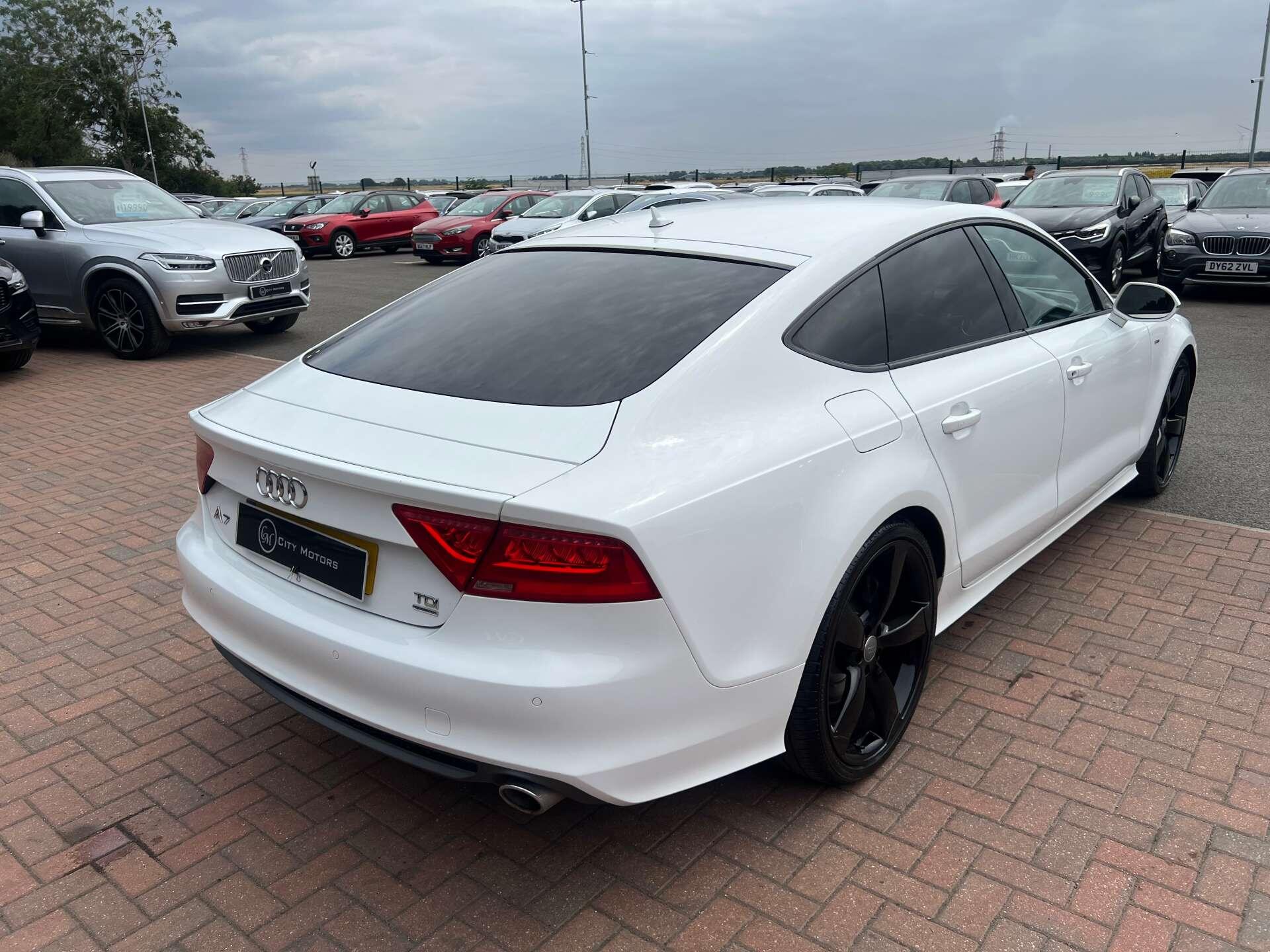 Audi A7 view 7