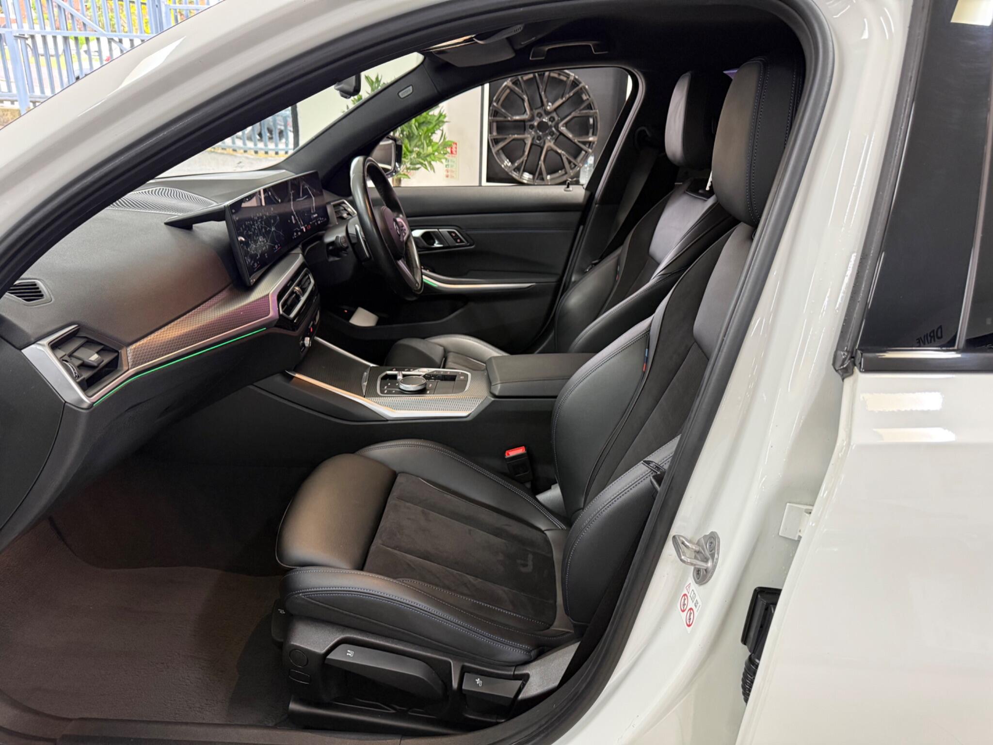 BMW 3 Series view 41