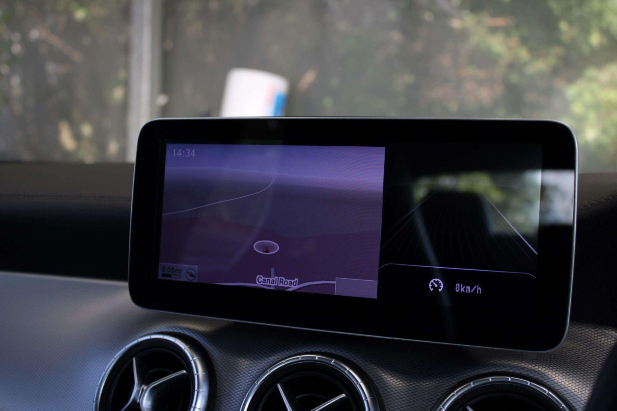 Mercedes-Benz Cla view 26