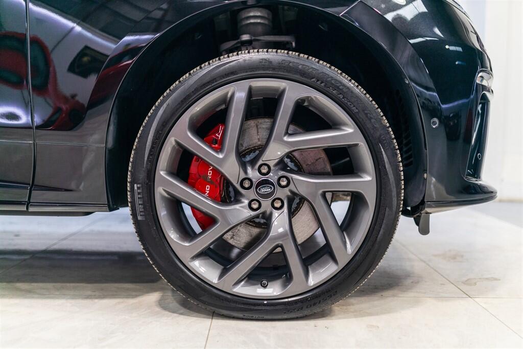 Land Rover Range Rover Velar view 10