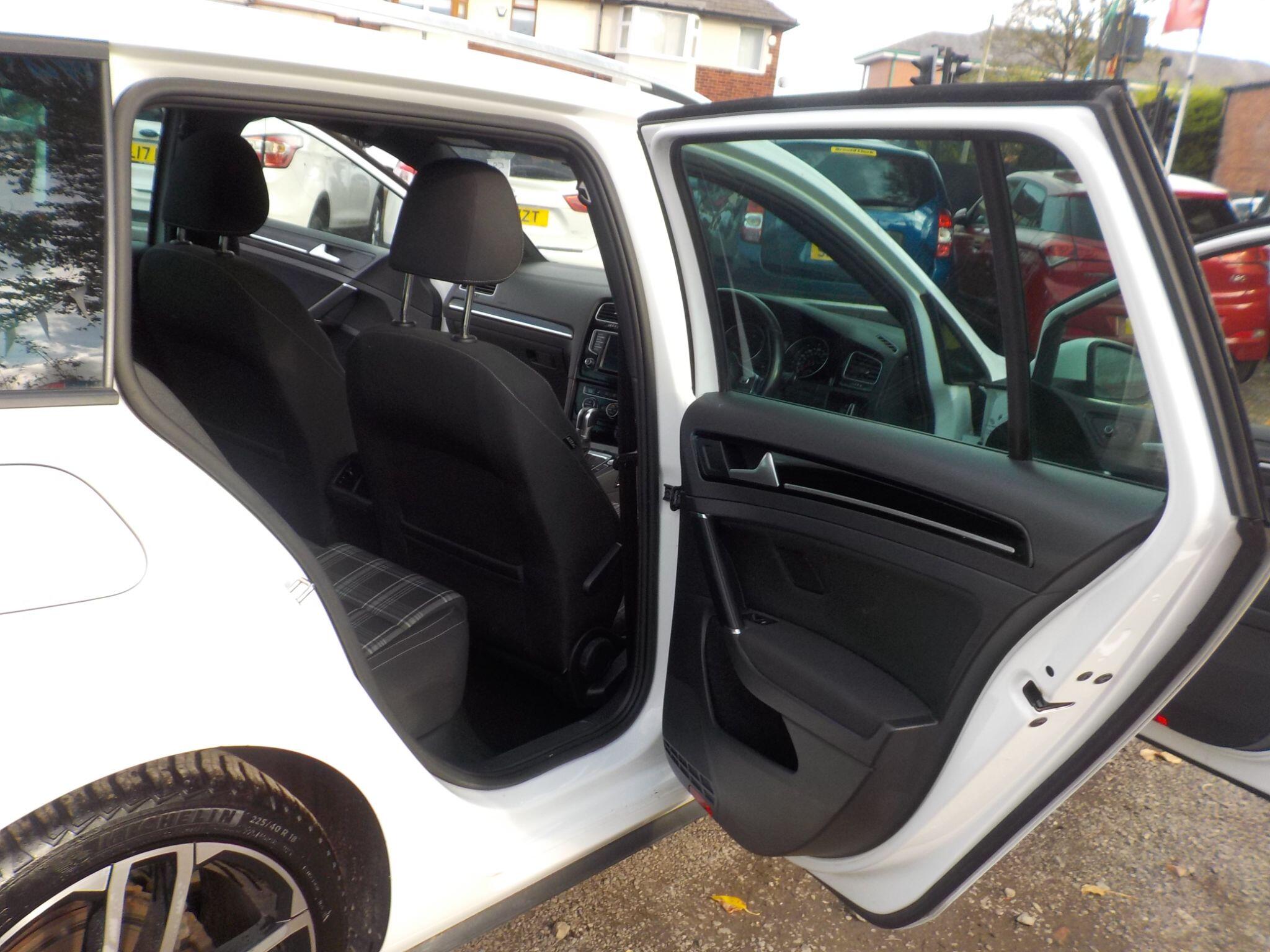 Volkswagen Golf 2.0 TDI BlueMotion Tech GTD DSG Euro 6 (s/s) 5dr