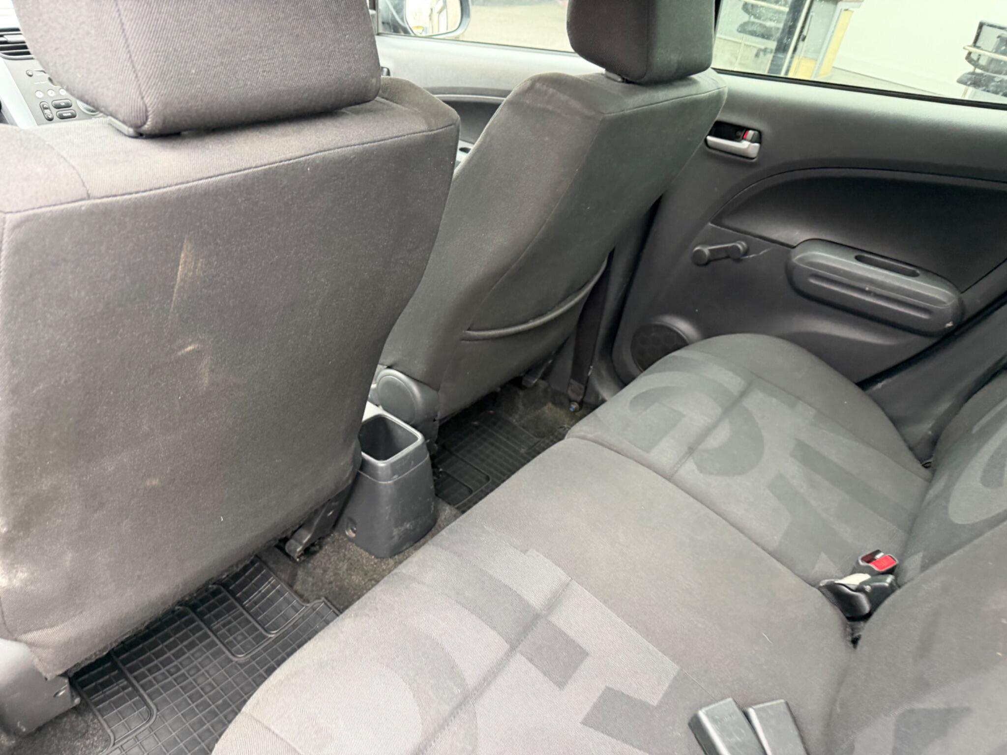Vauxhall Agila view 27