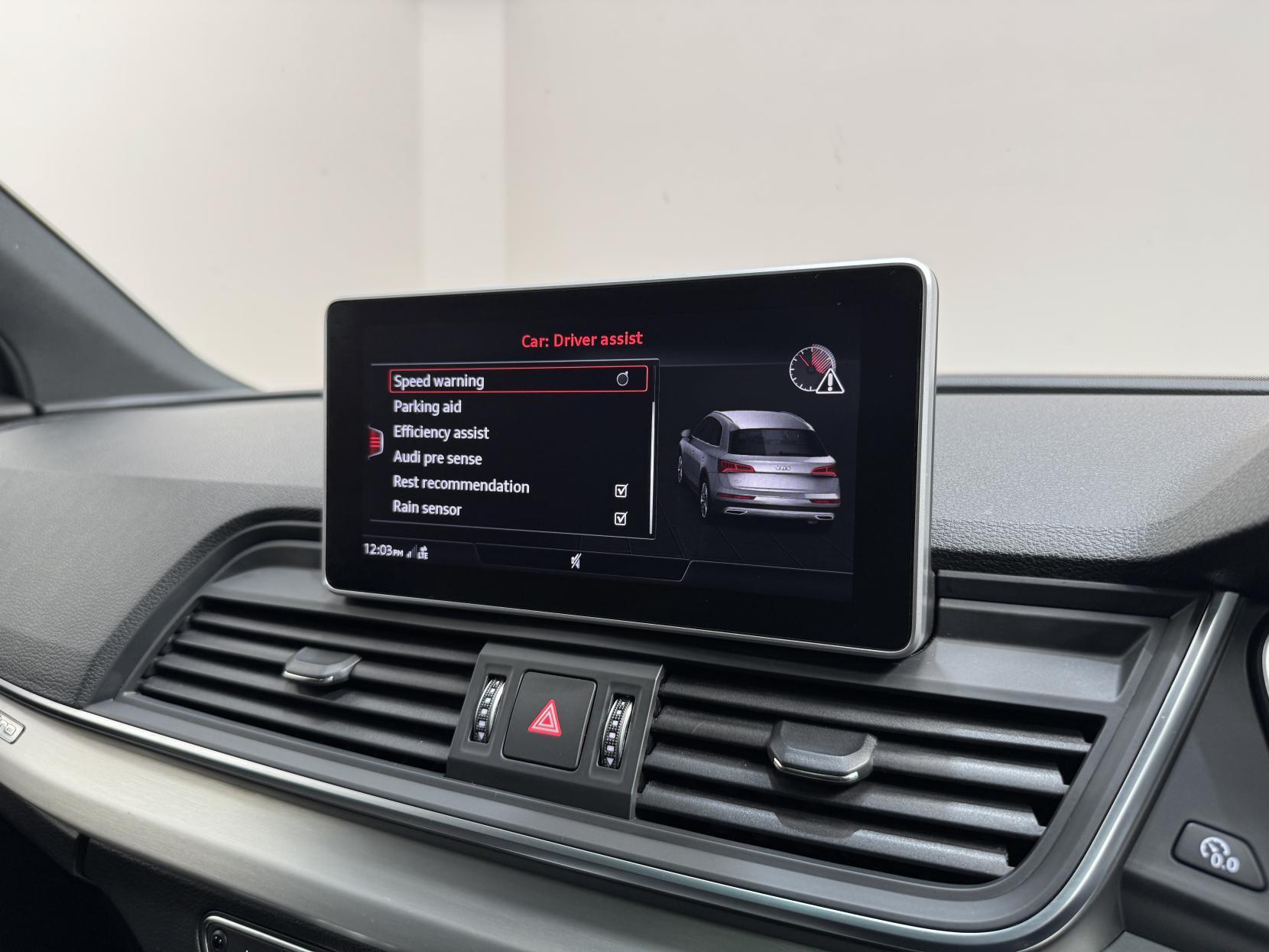 Audi Q5 view 31