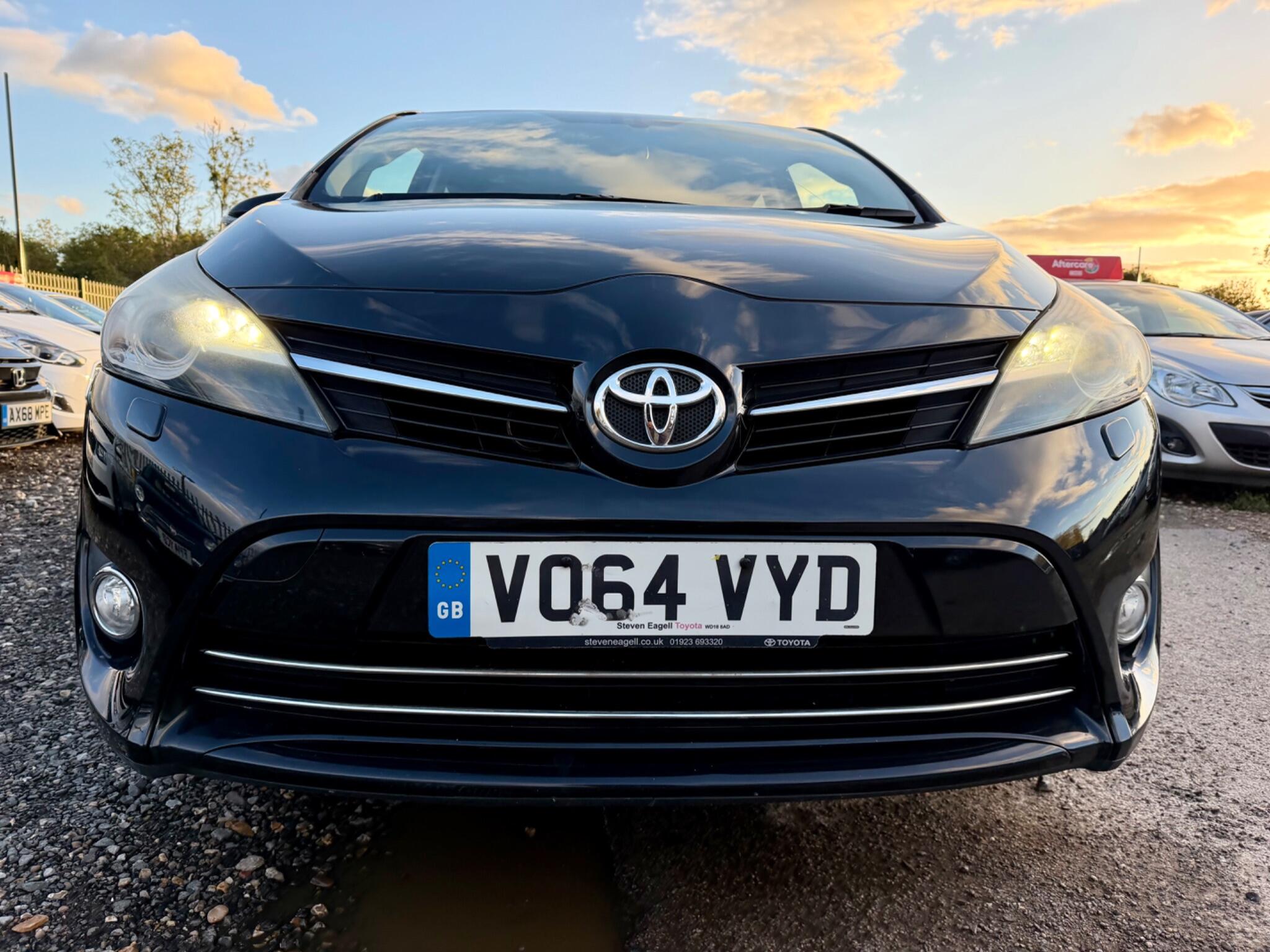 Toyota Verso view 8
