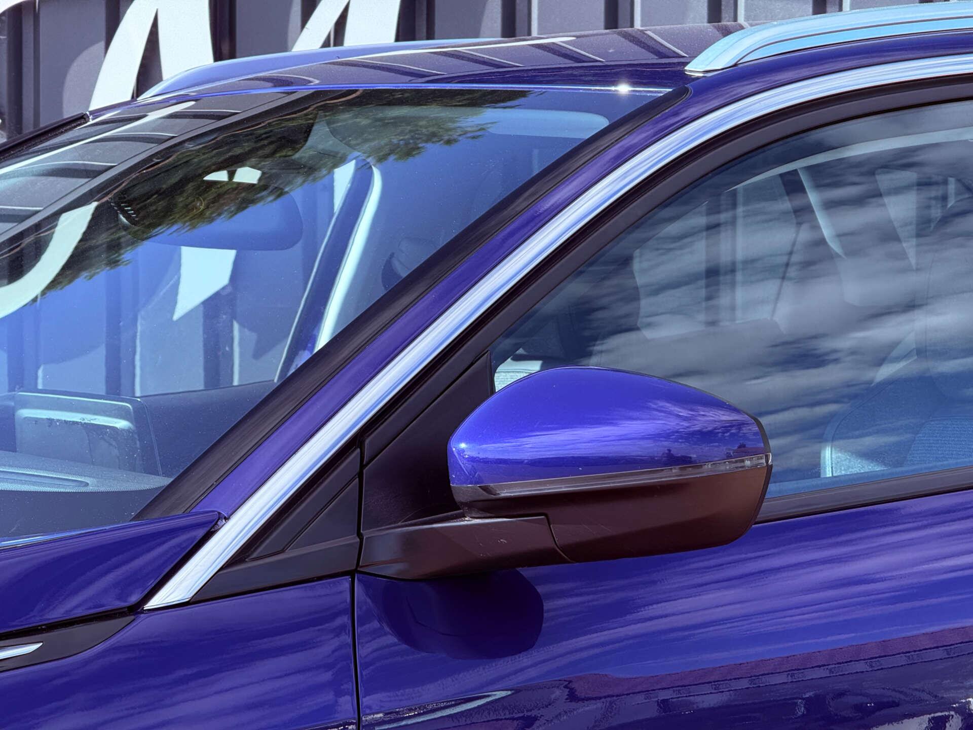 Peugeot 3008 view 5