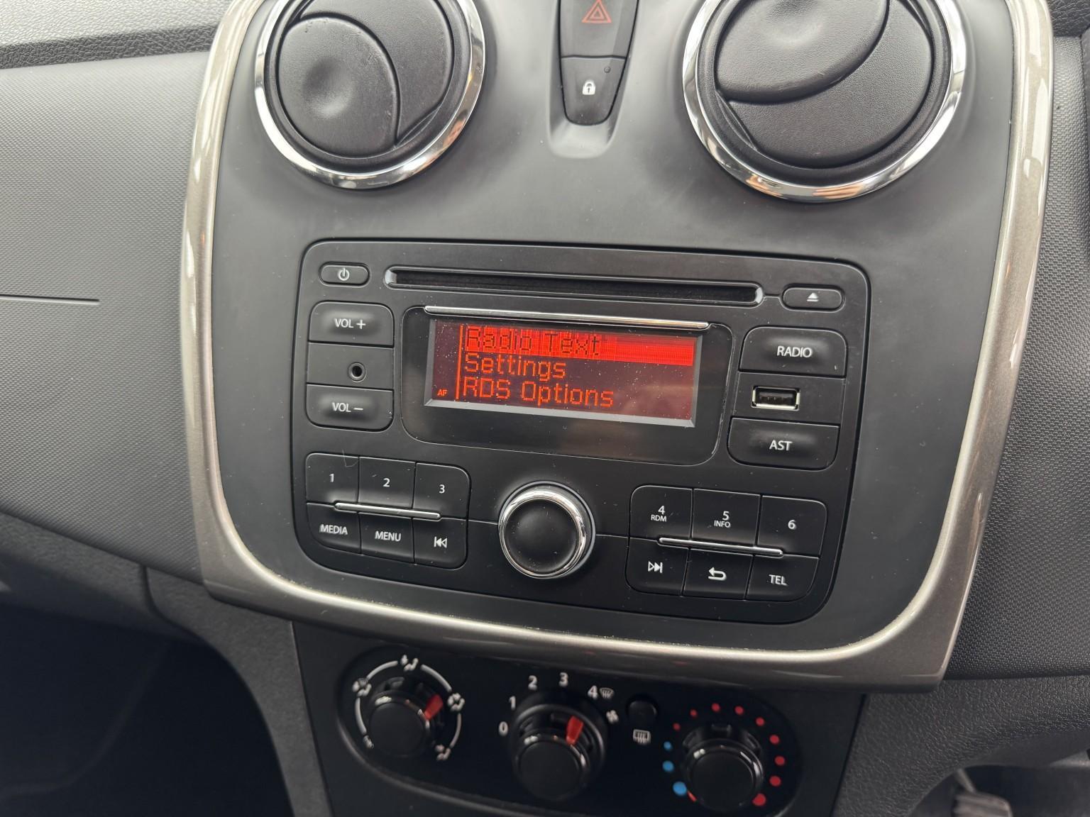 Dacia Sandero view 22