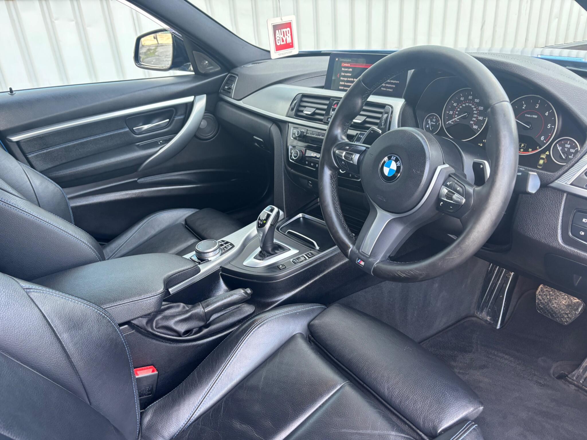 BMW 3 Series view 12