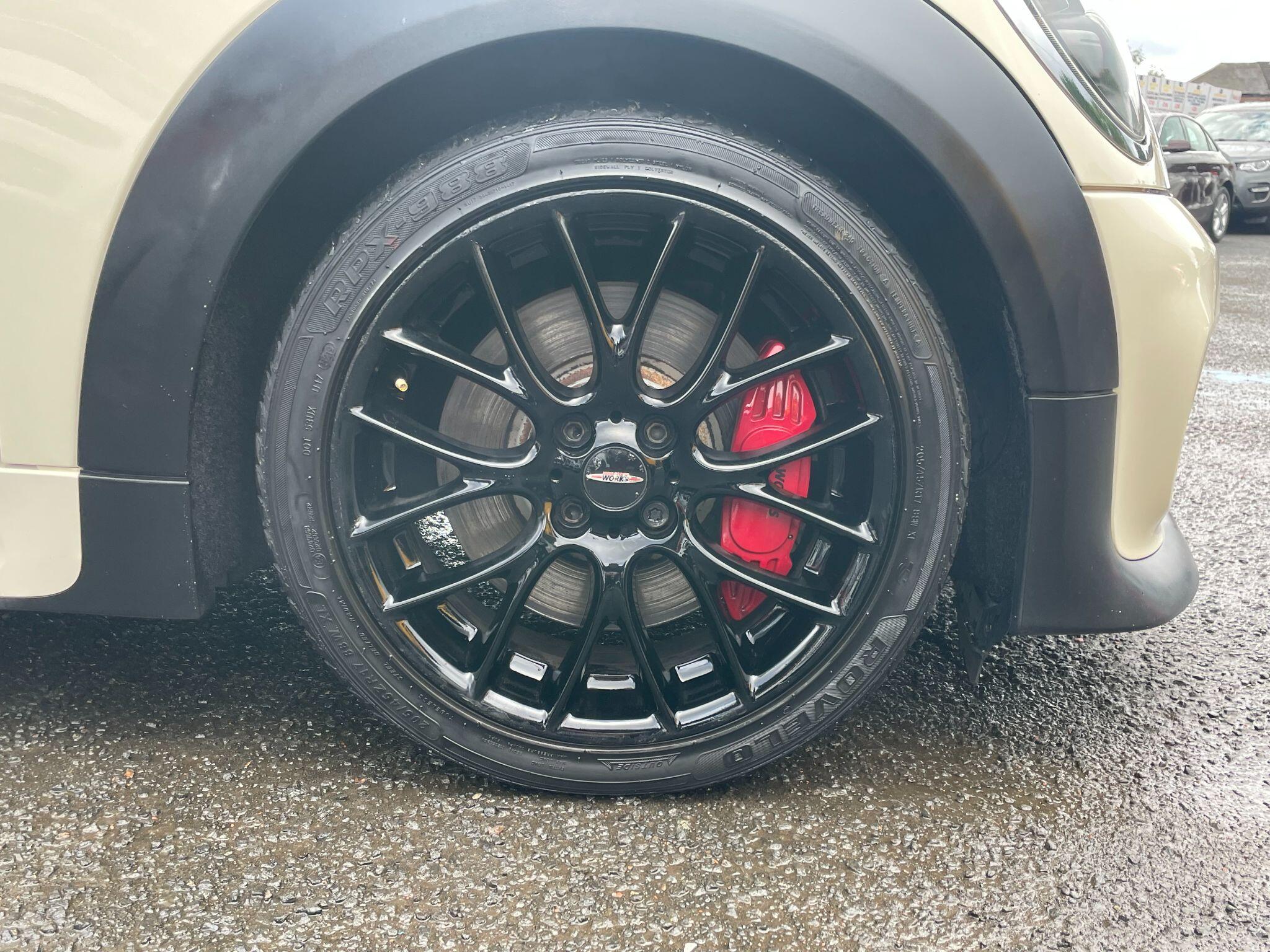 Mini Coupe view 16