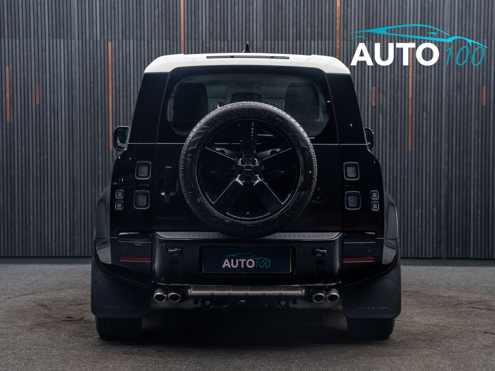 Land Rover Defender view 23