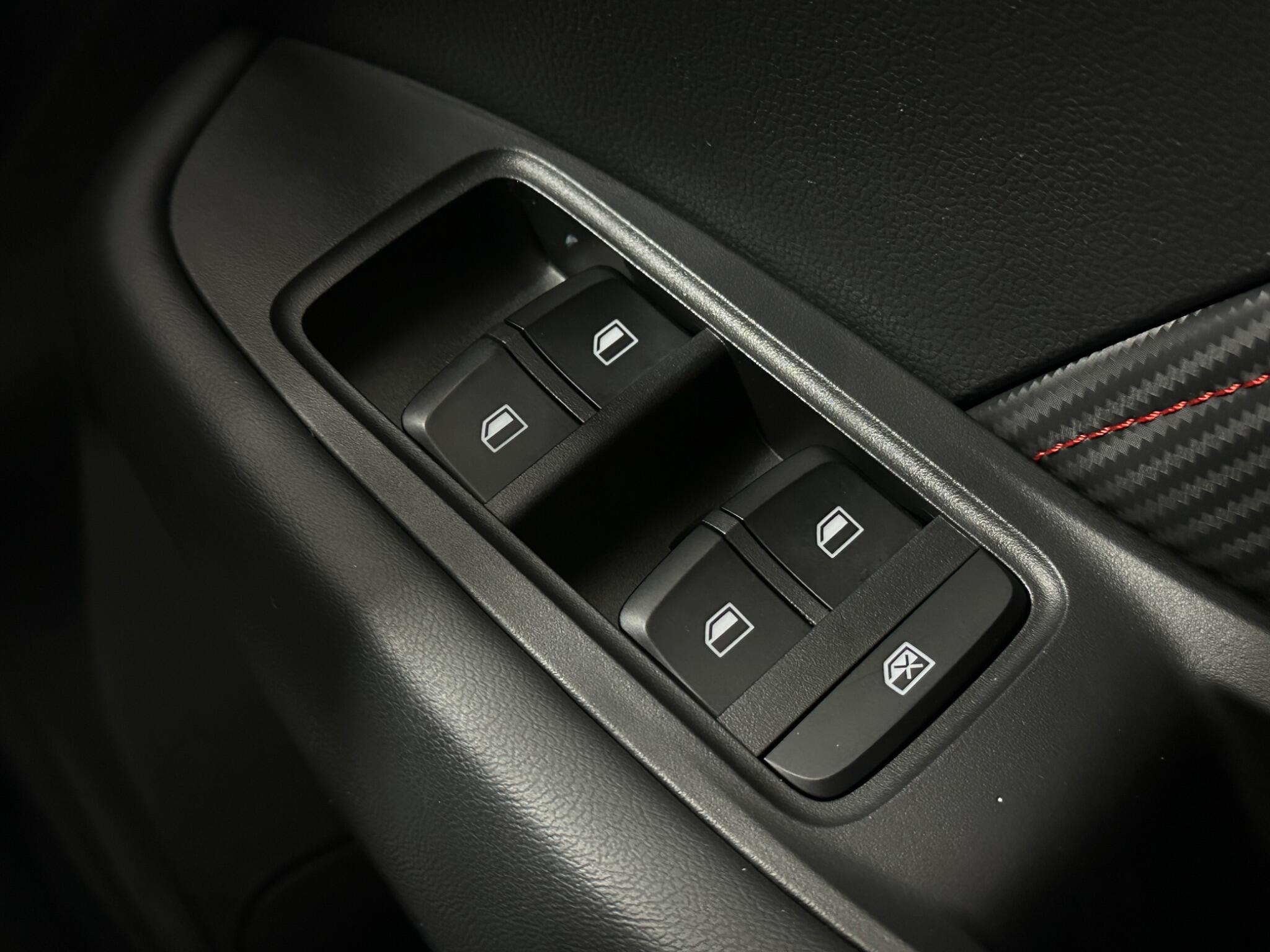 MG ZS view 18
