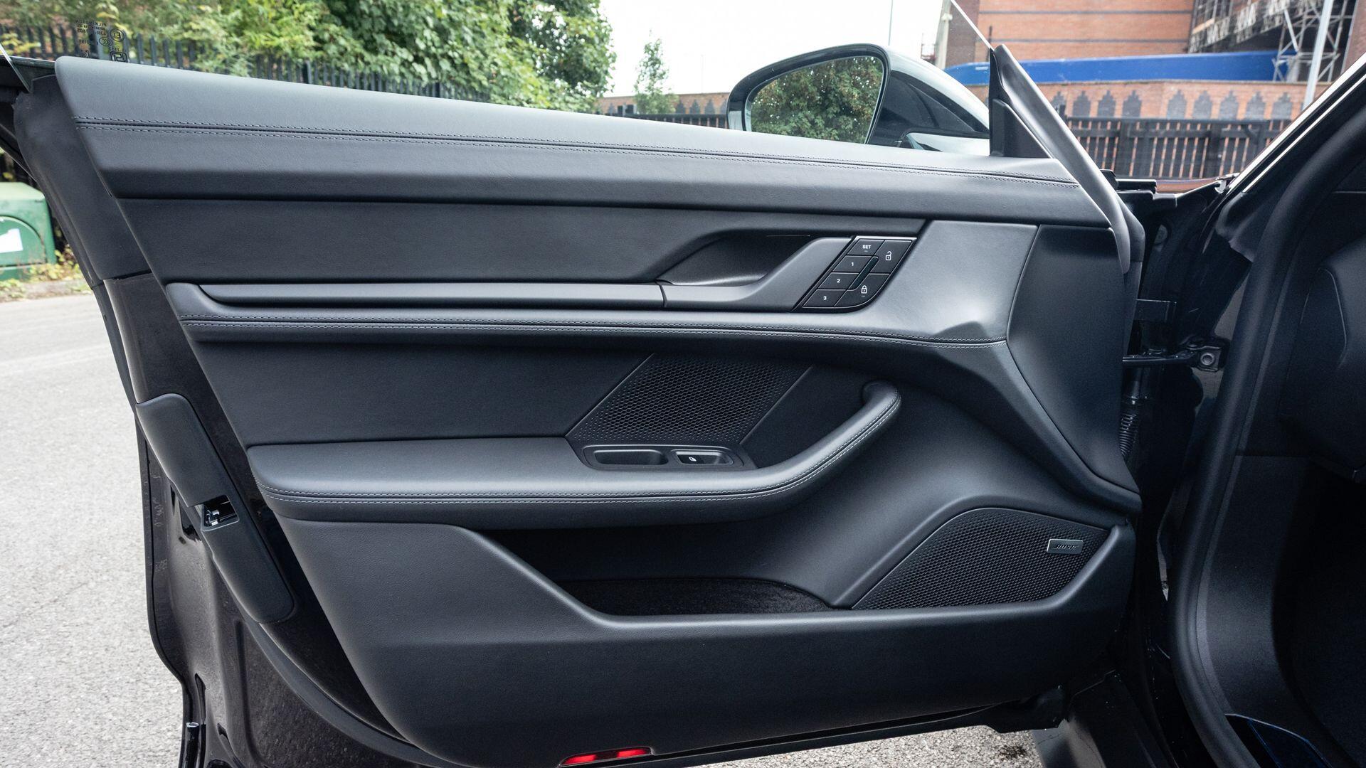 Porsche Taycan view 20