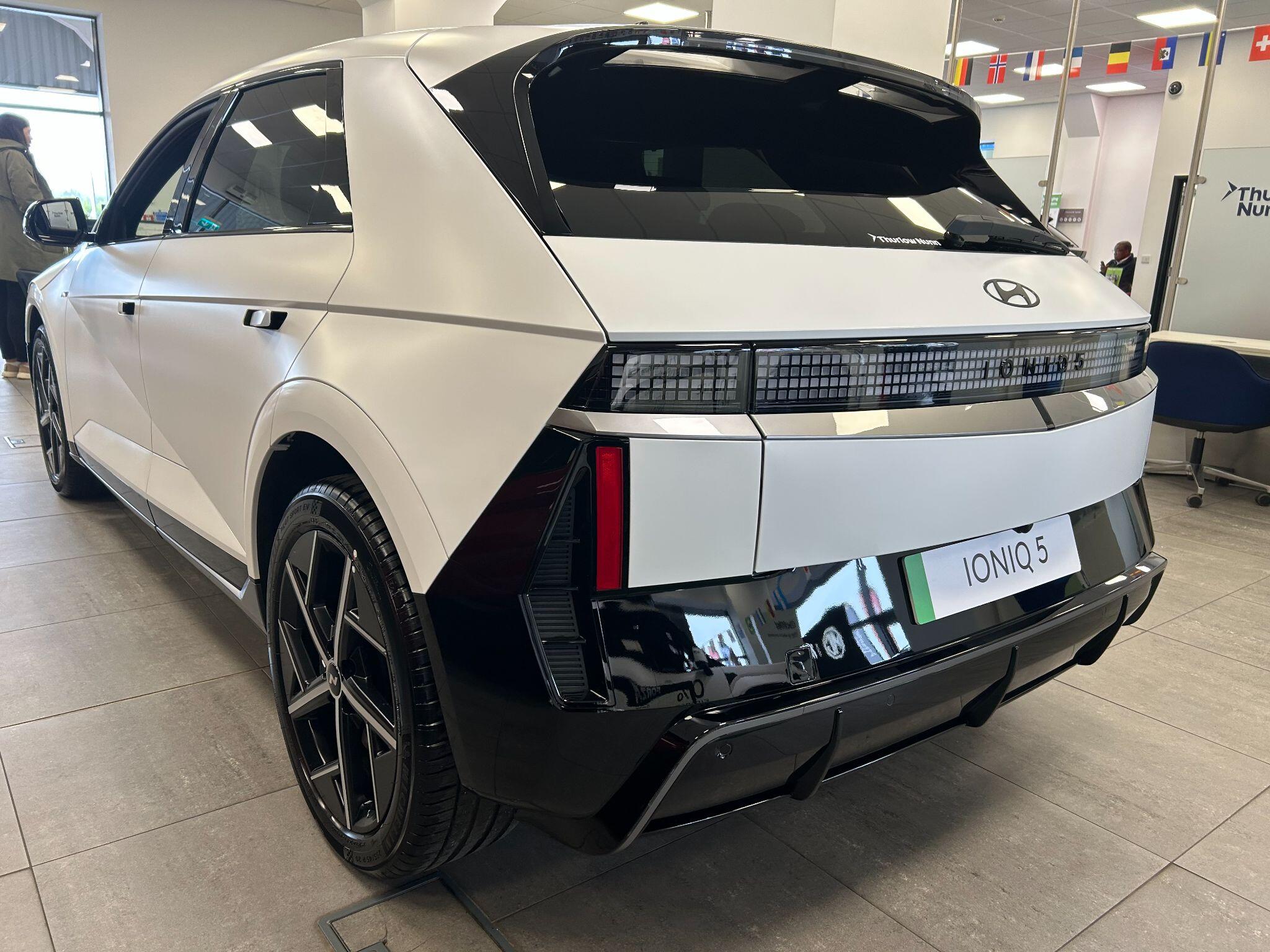 Hyundai Ioniq 5 view 9