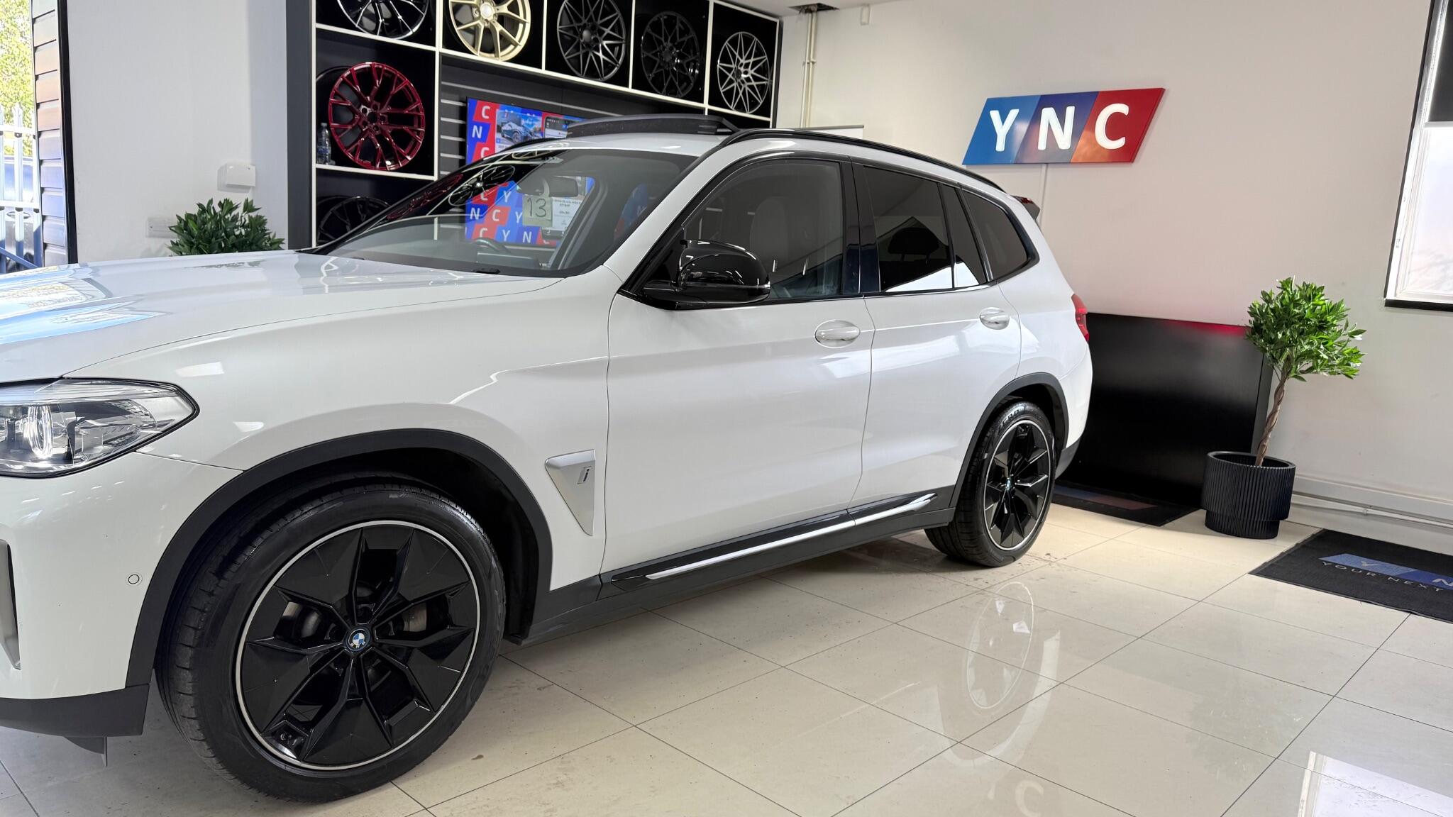 BMW Ix3 view 25