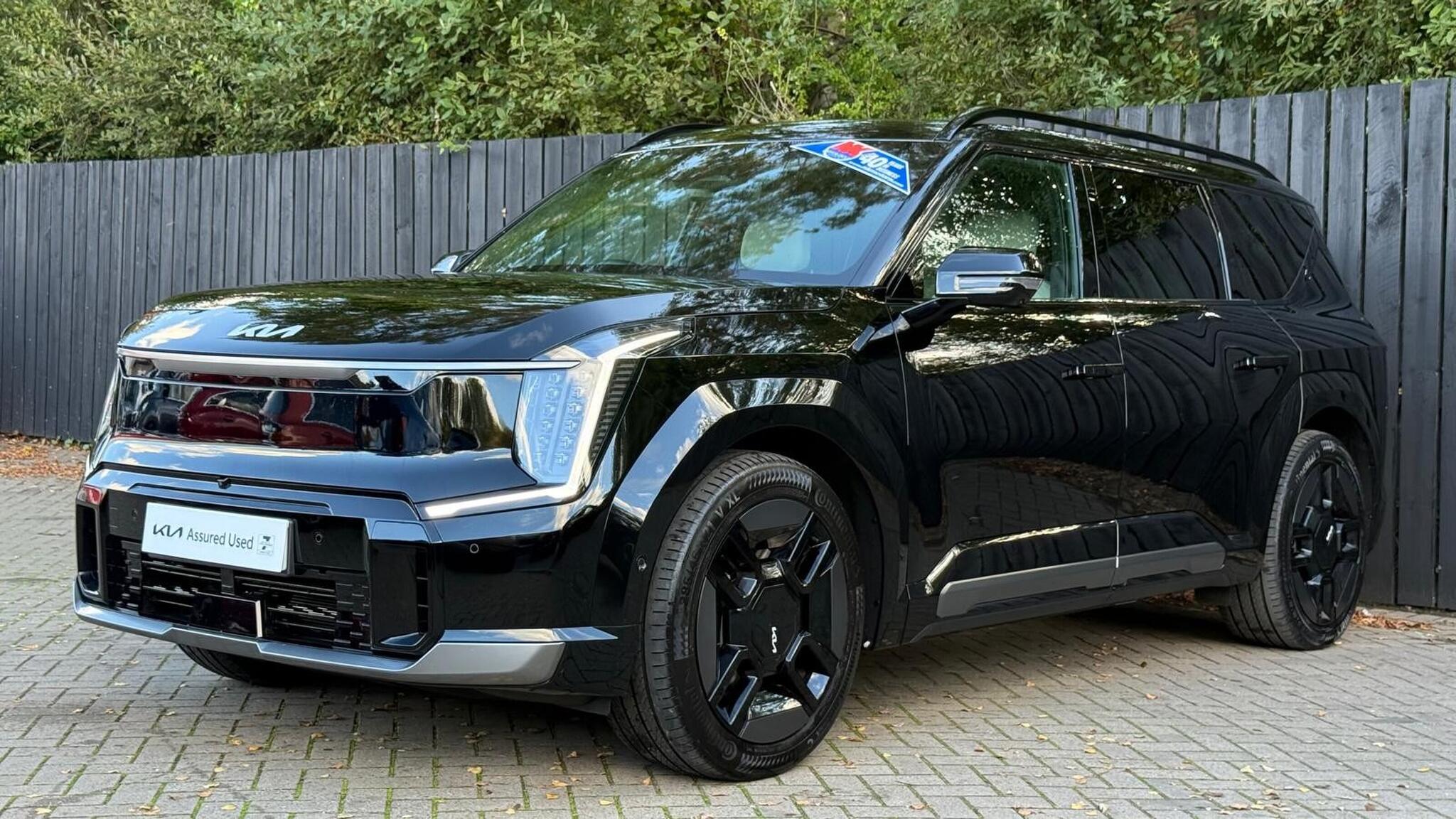 Kia EV9 view 4