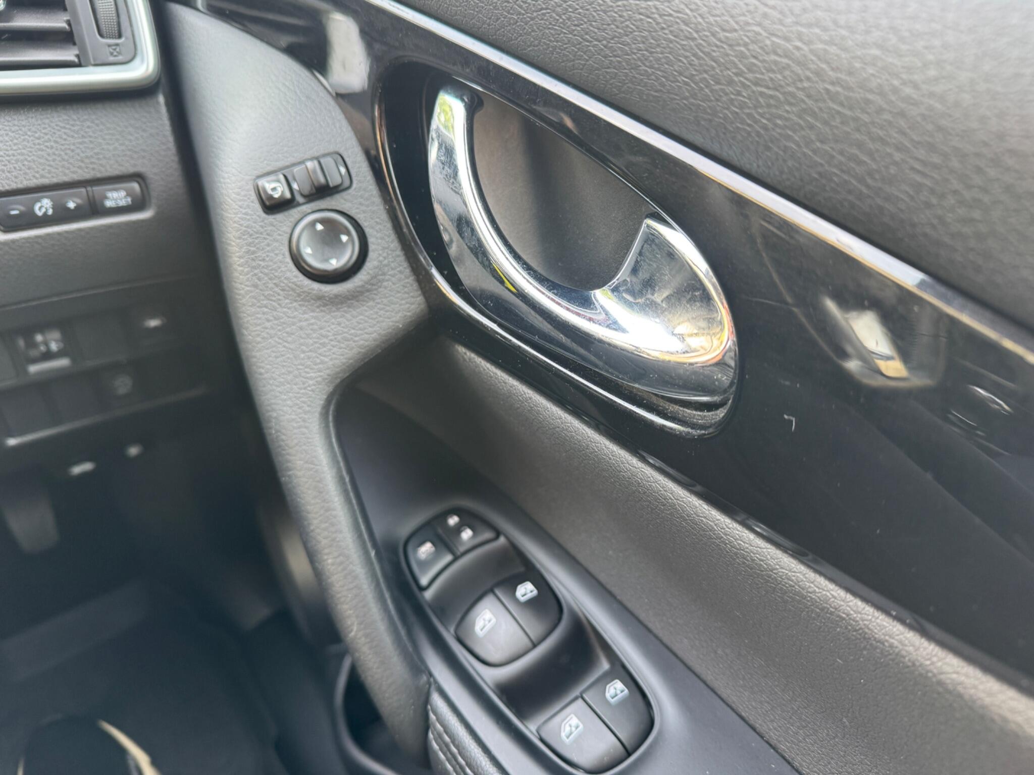 Nissan Qashqai view 80