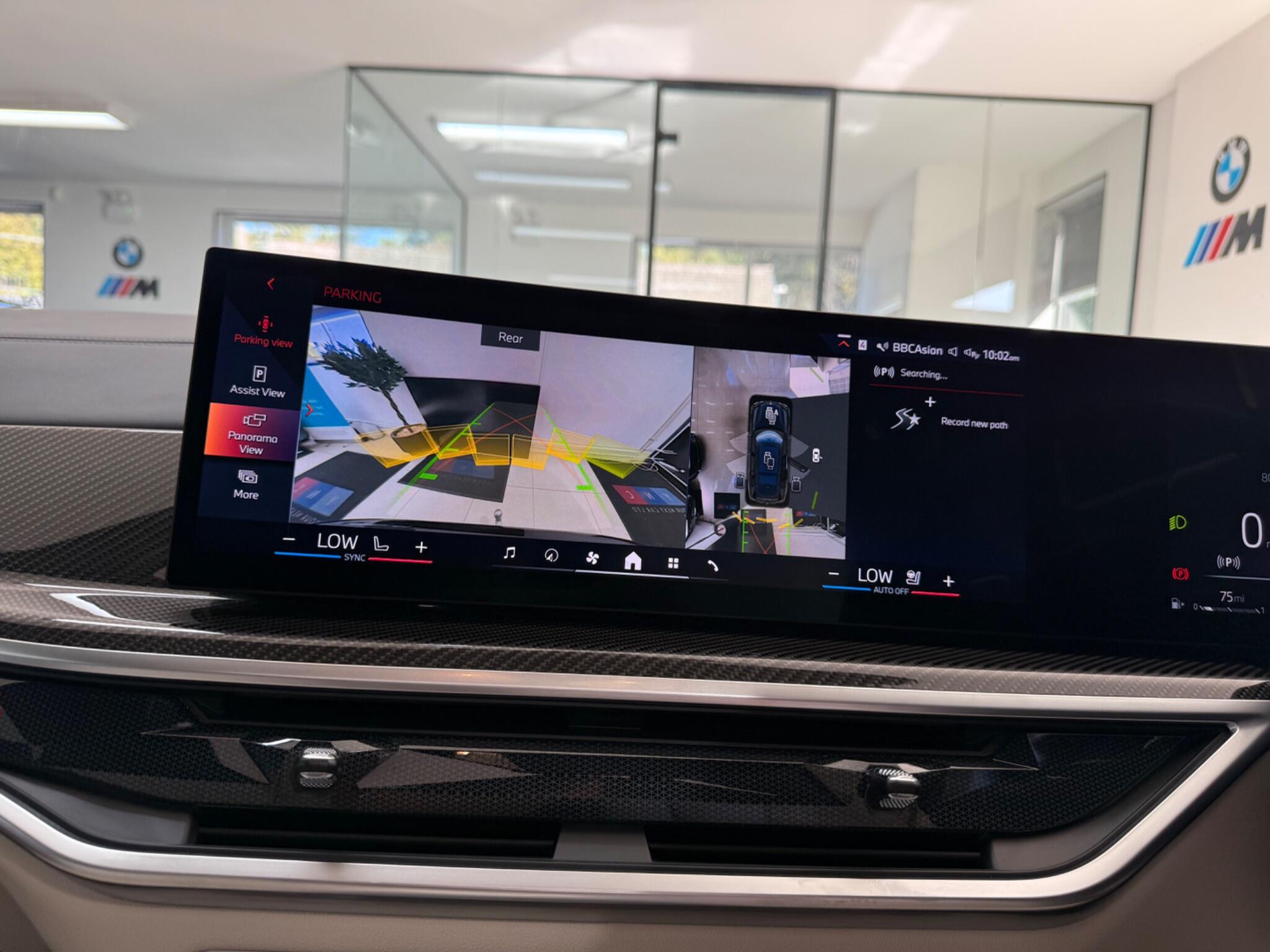 BMW X7 view 21