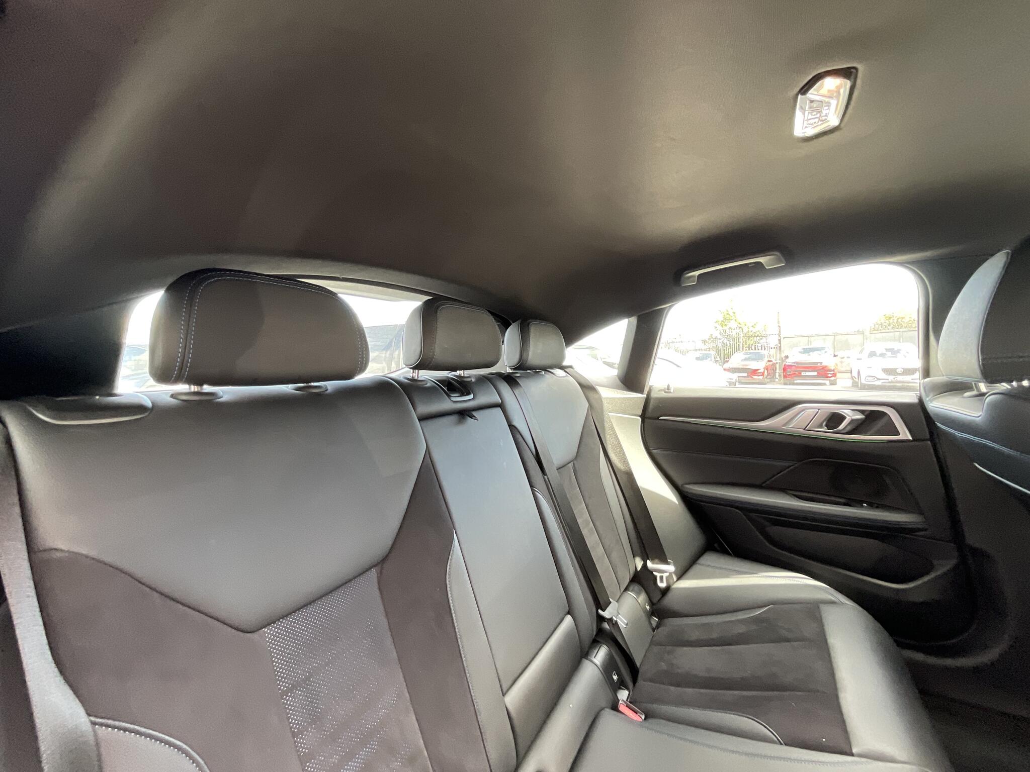 BMW I4 view 11