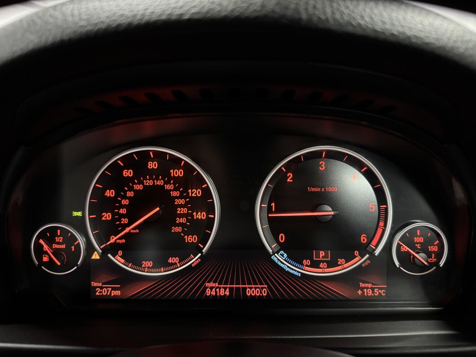 BMW 5 Series view 23