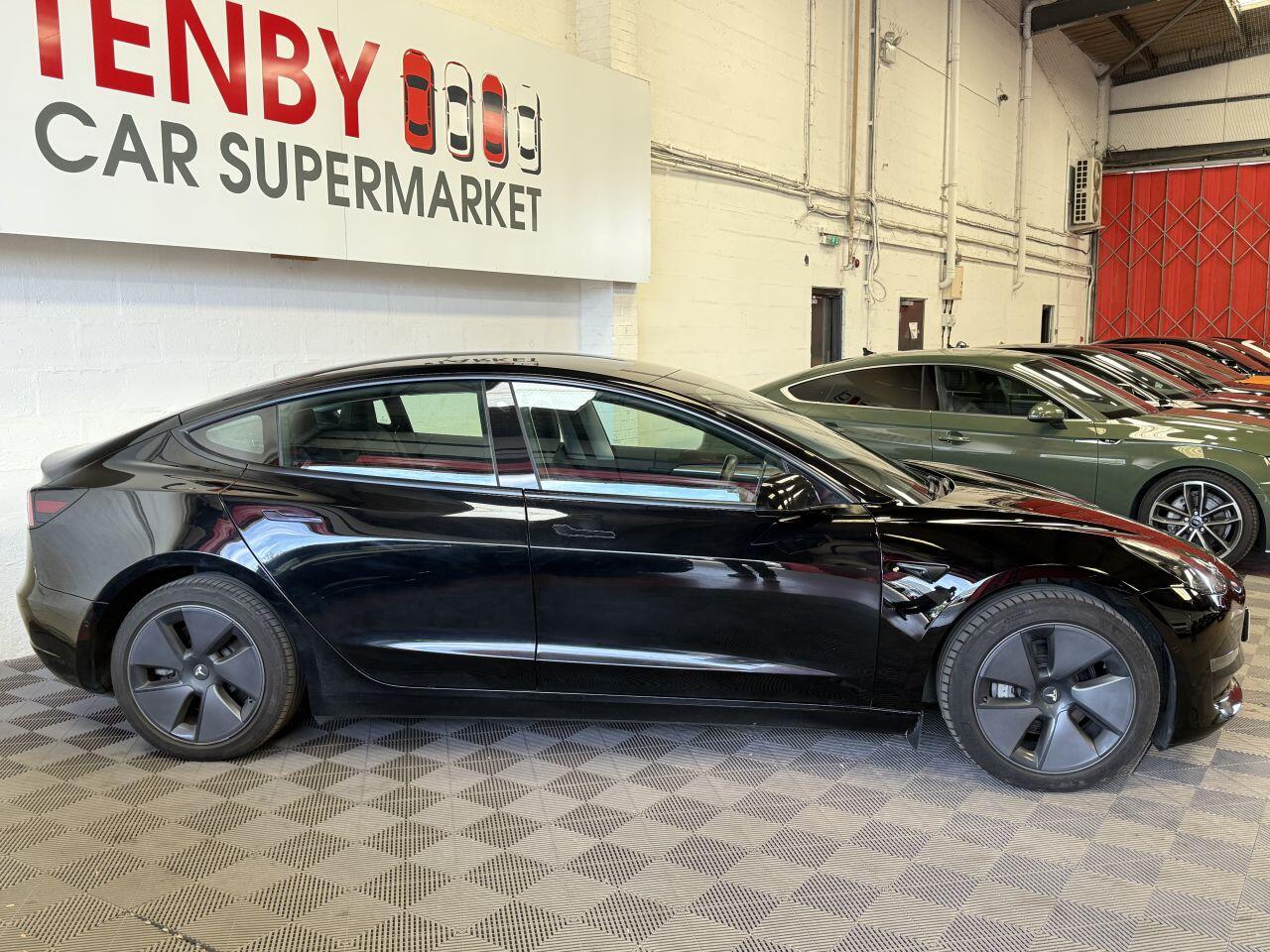 Tesla Model 3 view 11