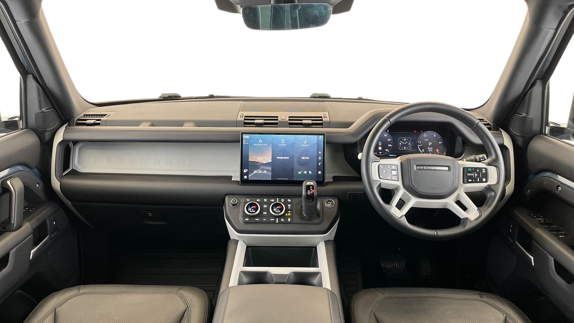 Land Rover Defender view 9