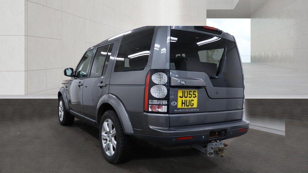 Land Rover Discovery view 6