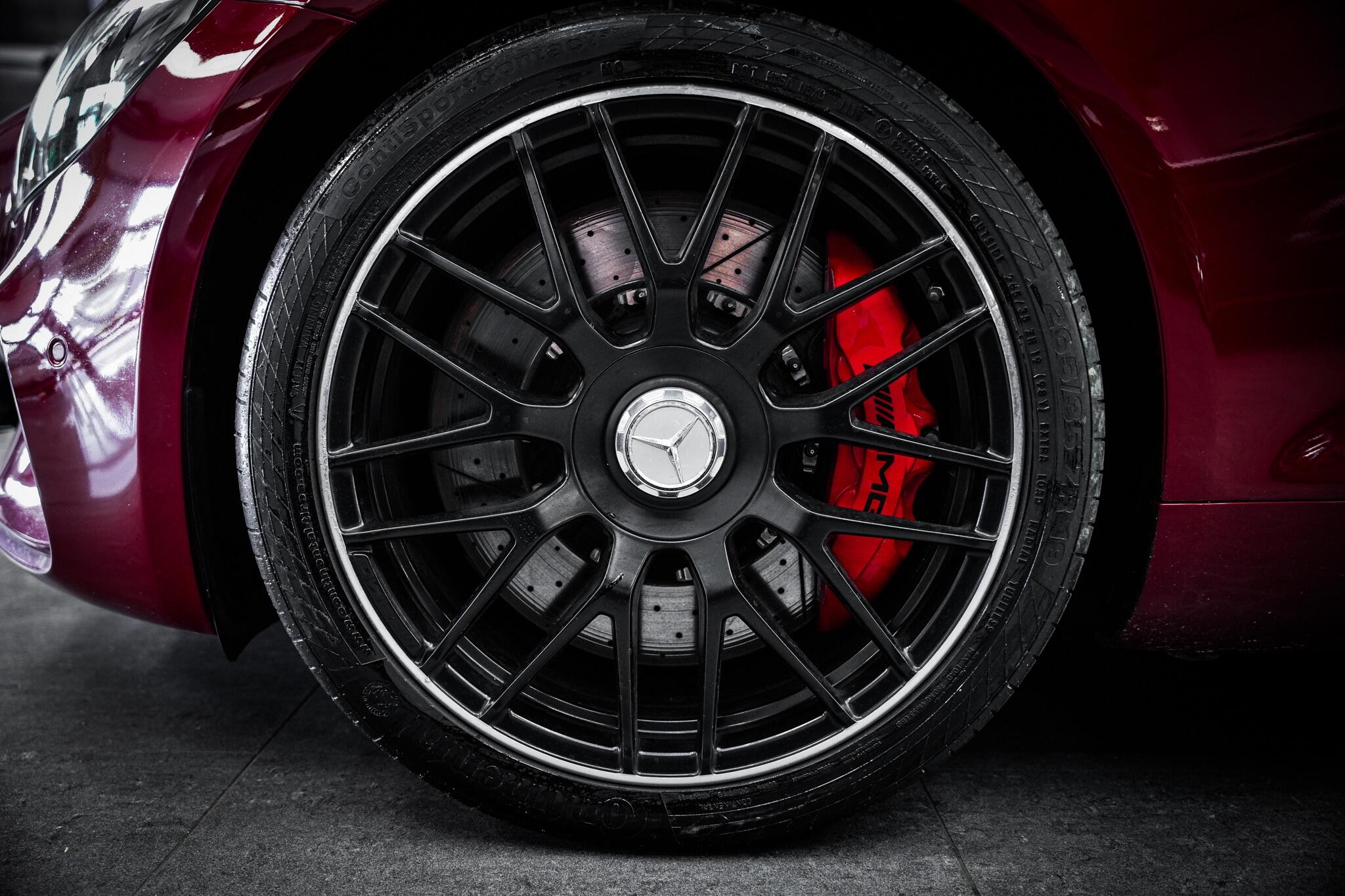 Mercedes-Benz AMG GT view 30