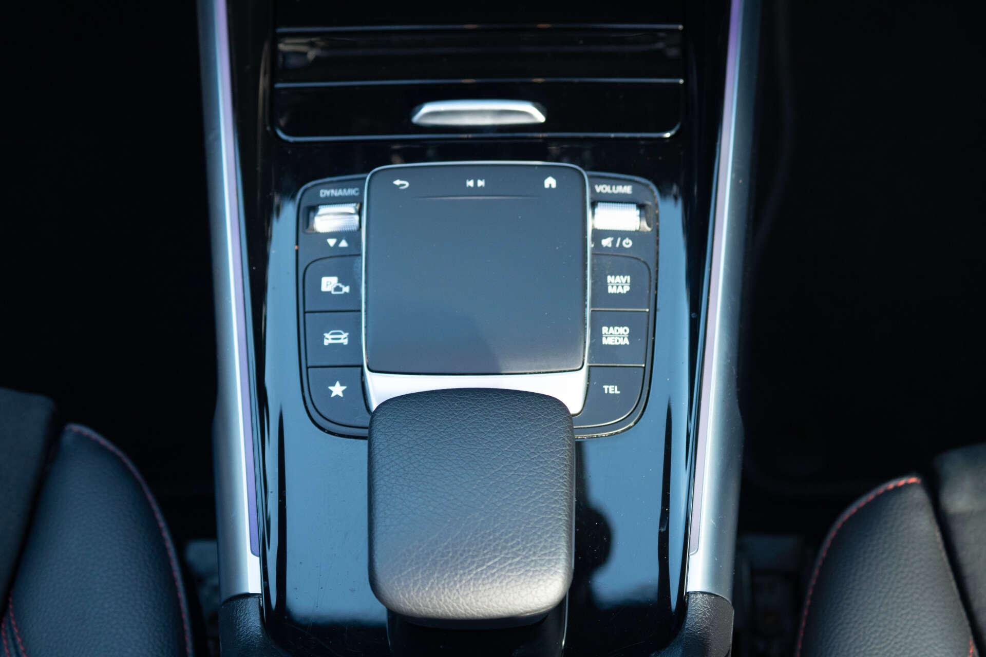 Mercedes-Benz GLB view 47