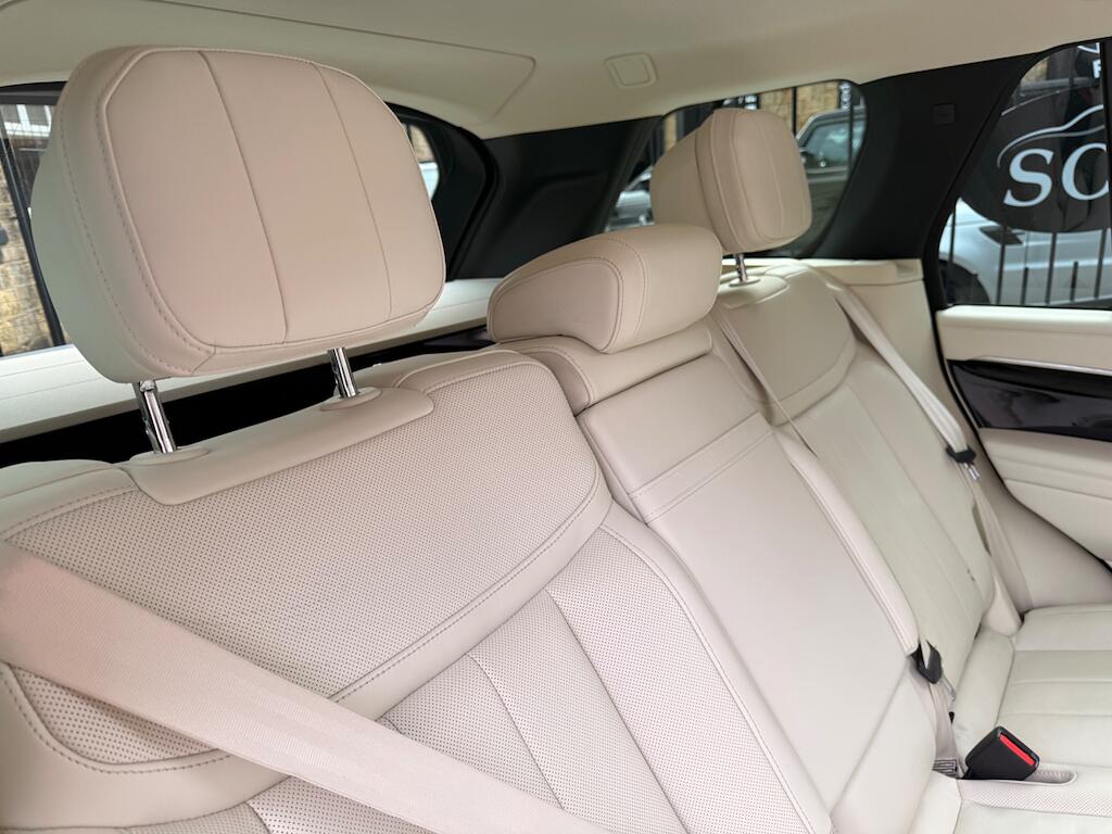 Land Rover Range Rover view 57