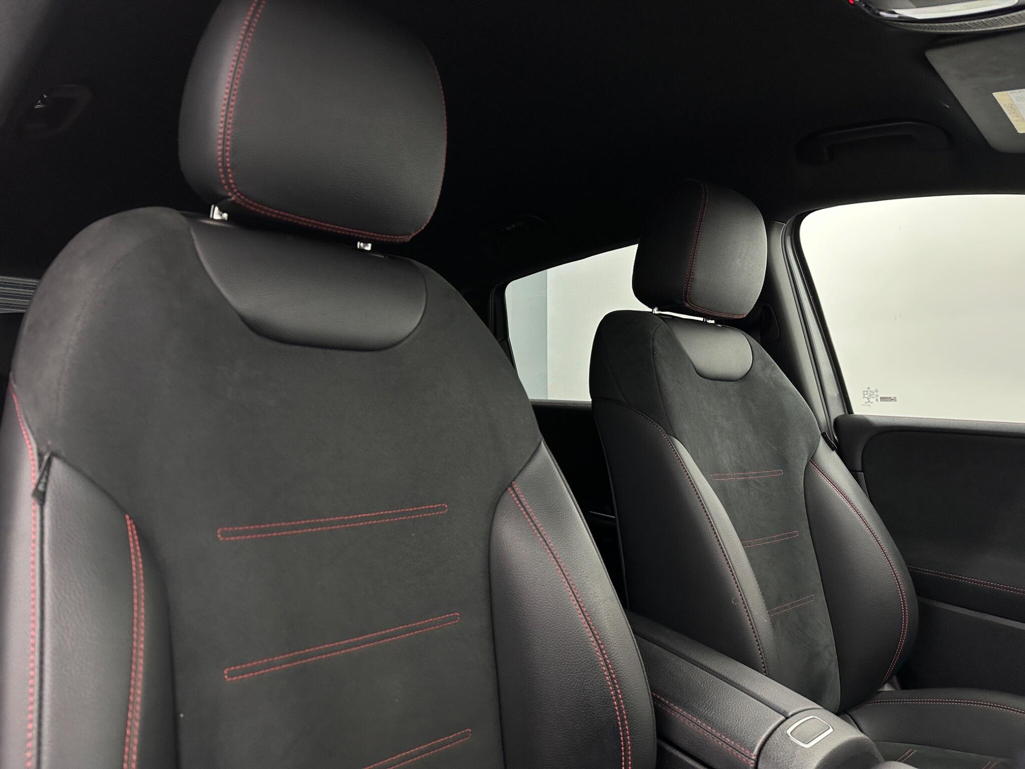 Mercedes-Benz B-Class view 35