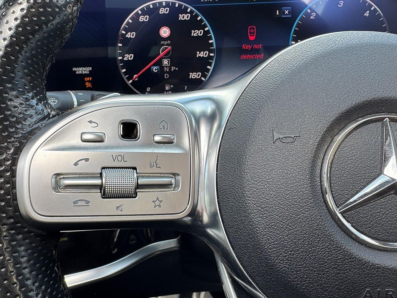 Mercedes-Benz S Class view 31