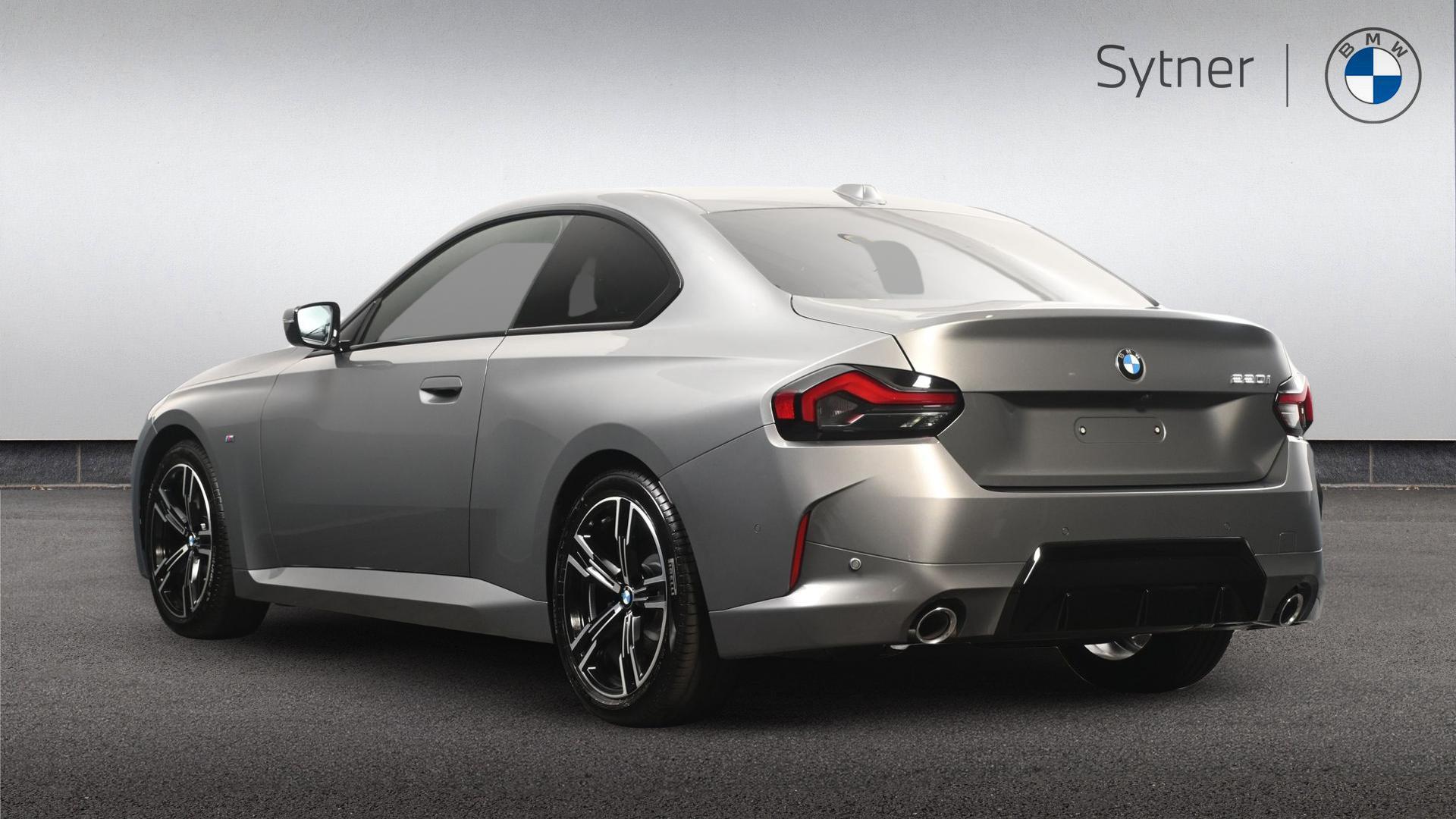 BMW 2 Series view 2
