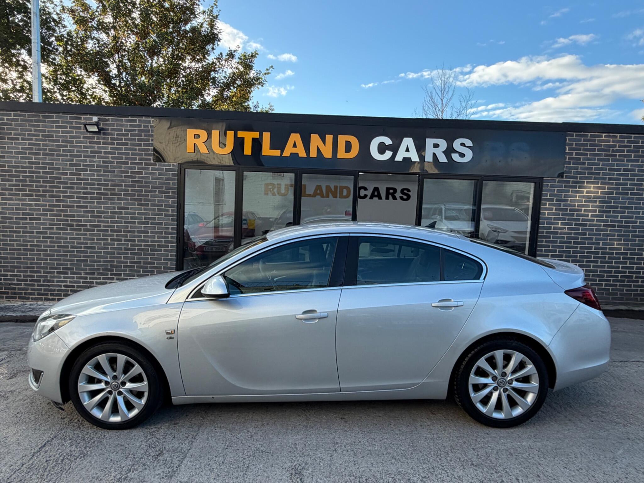 Vauxhall Insignia view 9